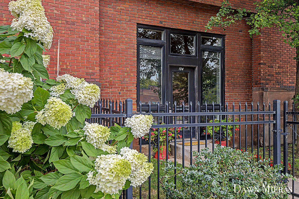 600 Broadway Avenue NW Grand Rapids MI 49504