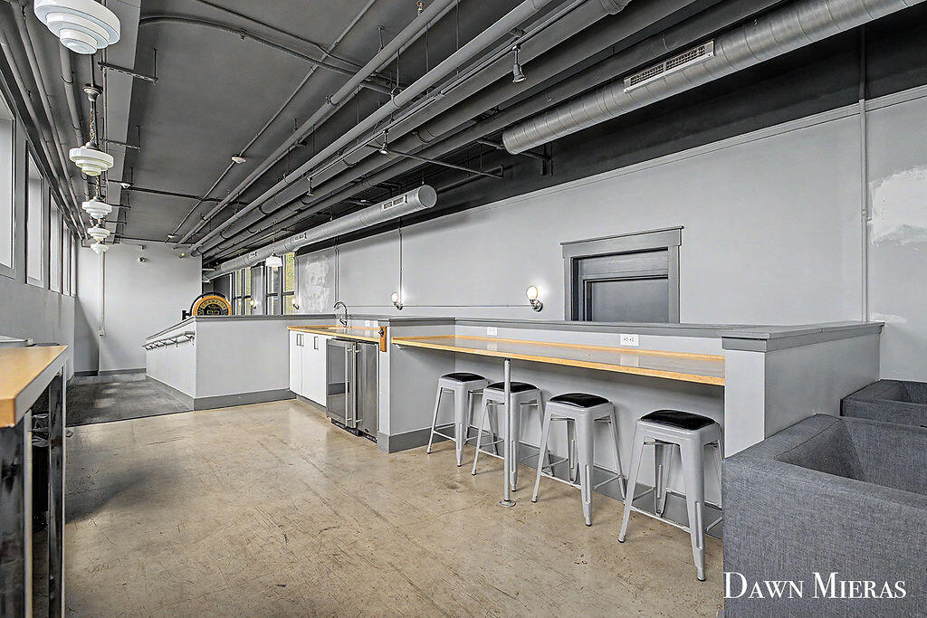 600 Broadway Avenue NW Grand Rapids MI 49504