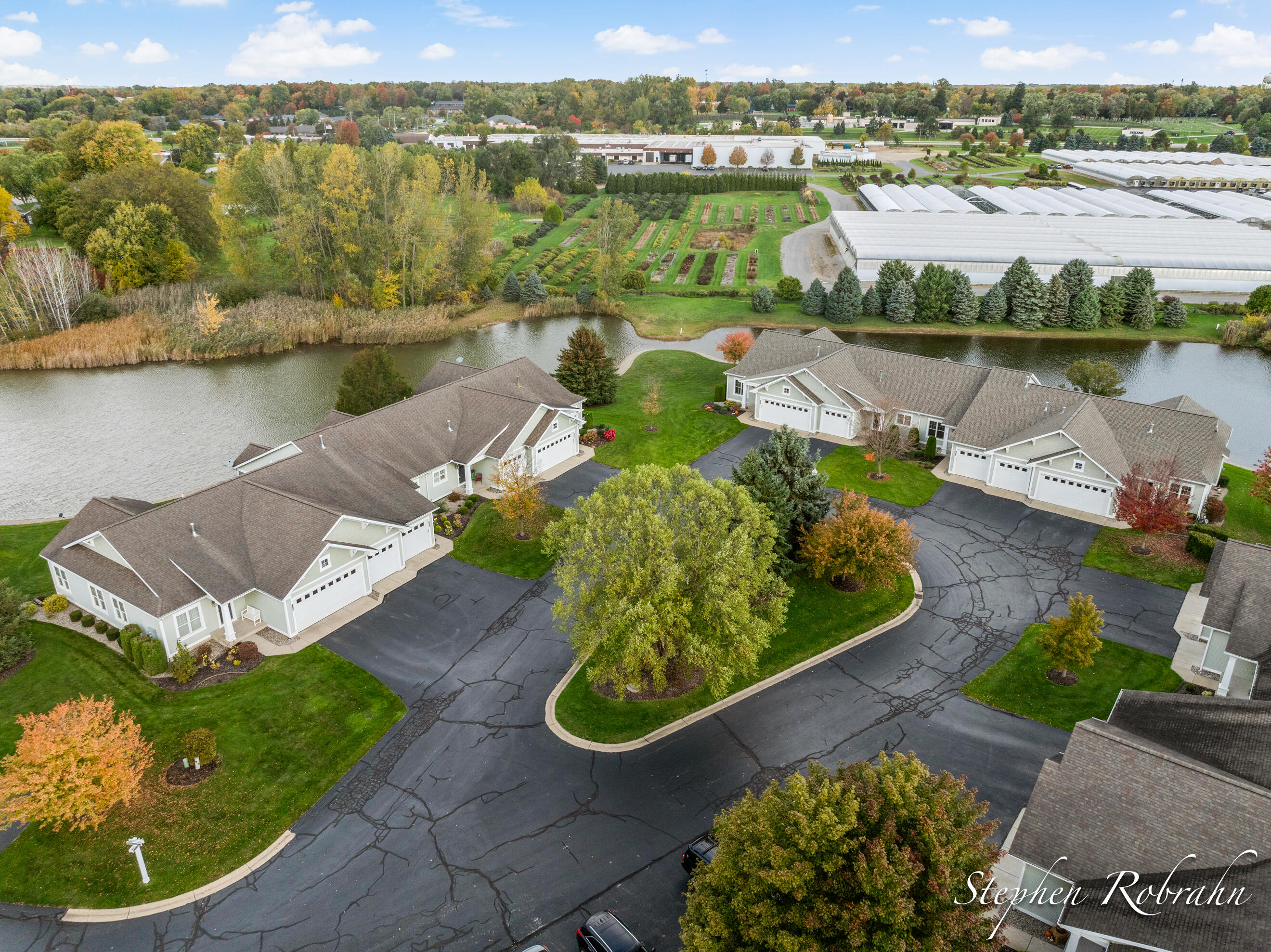1751 N Trillium Circle Zeeland MI 49464