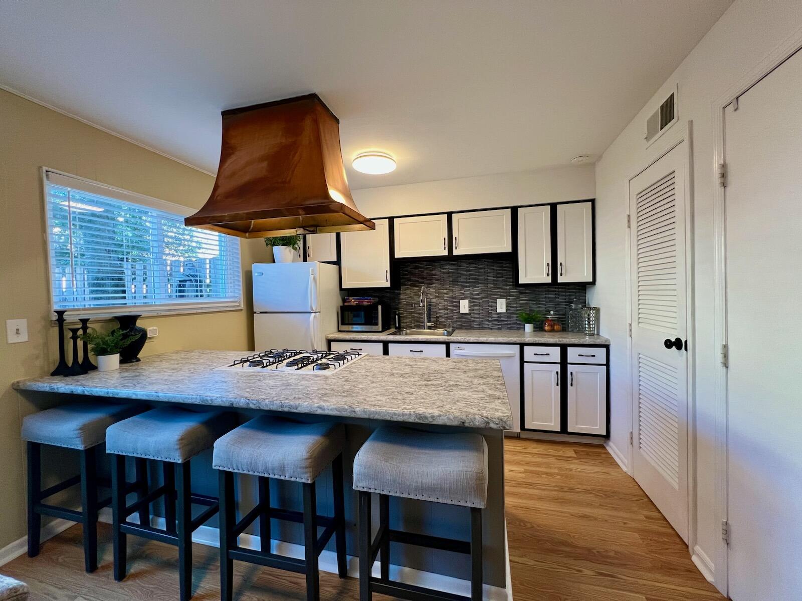 2505 Abbington Drive SE Grand Rapids MI 49506