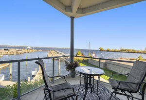 2964 Lakeshore Drive Muskegon MI 49441