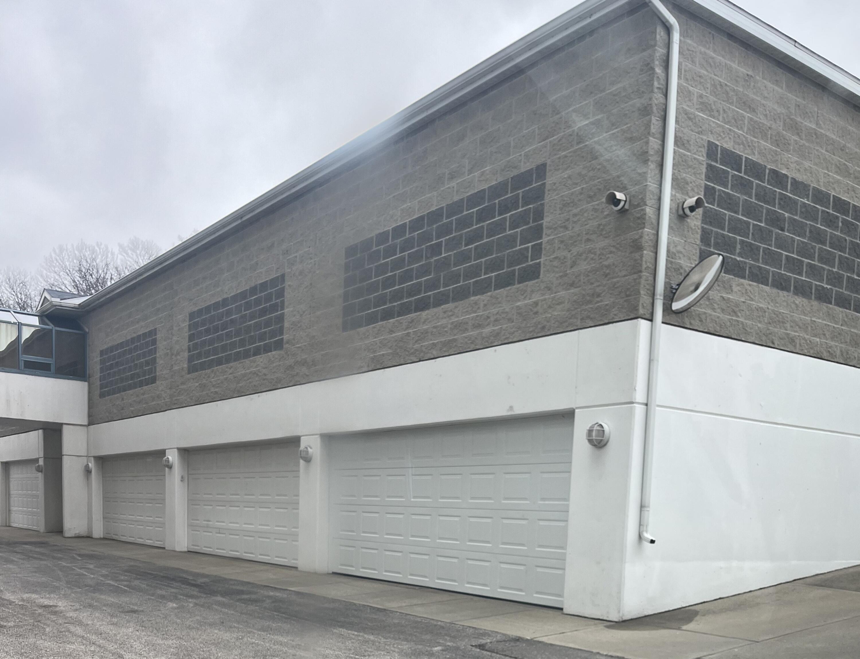 2964 Lakeshore Drive Muskegon MI 49441