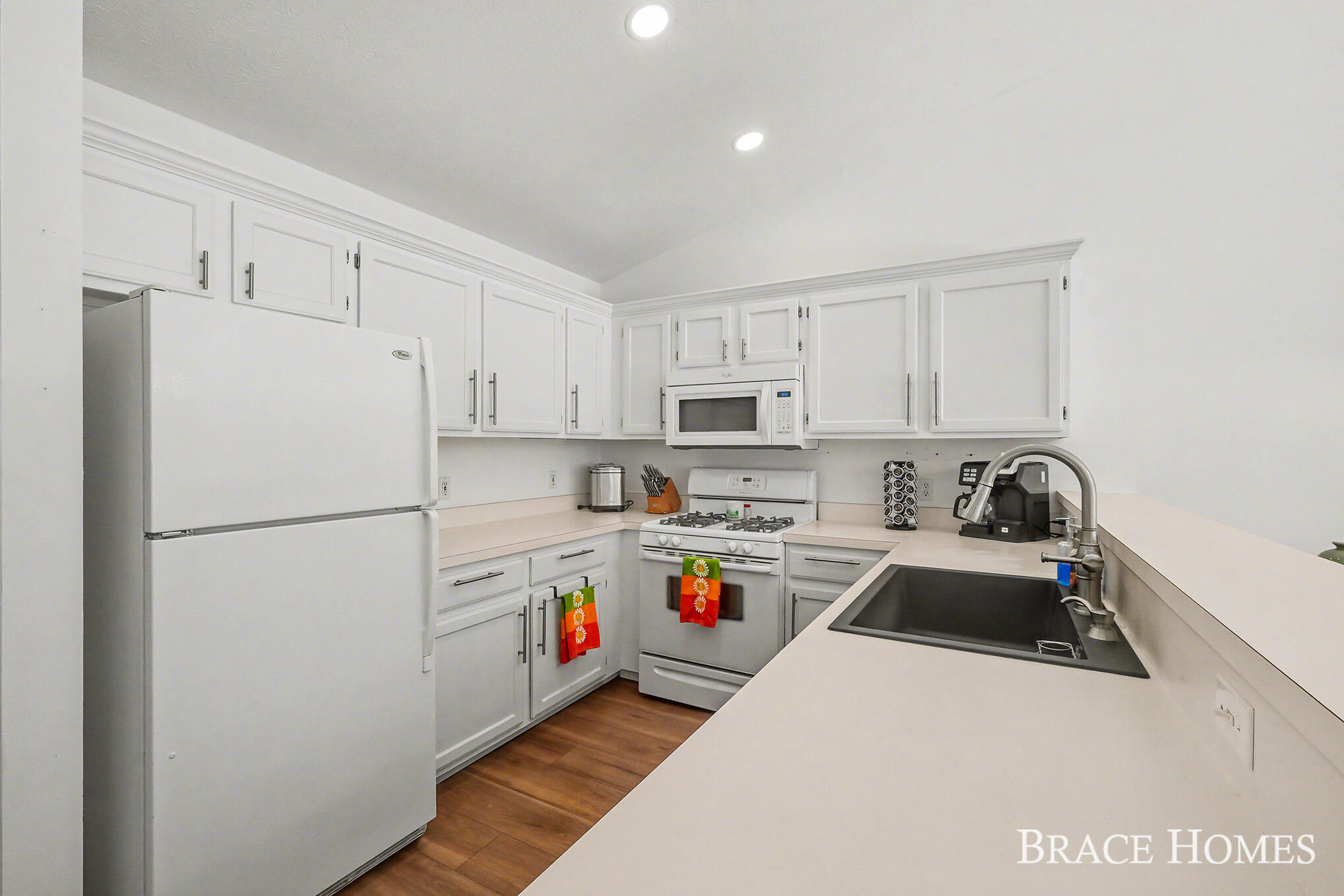 3369 Clear Vista Court NE Grand Rapids MI 49525
