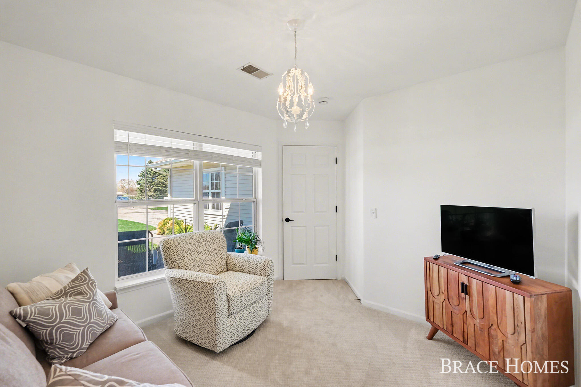 3369 Clear Vista Court NE Grand Rapids MI 49525
