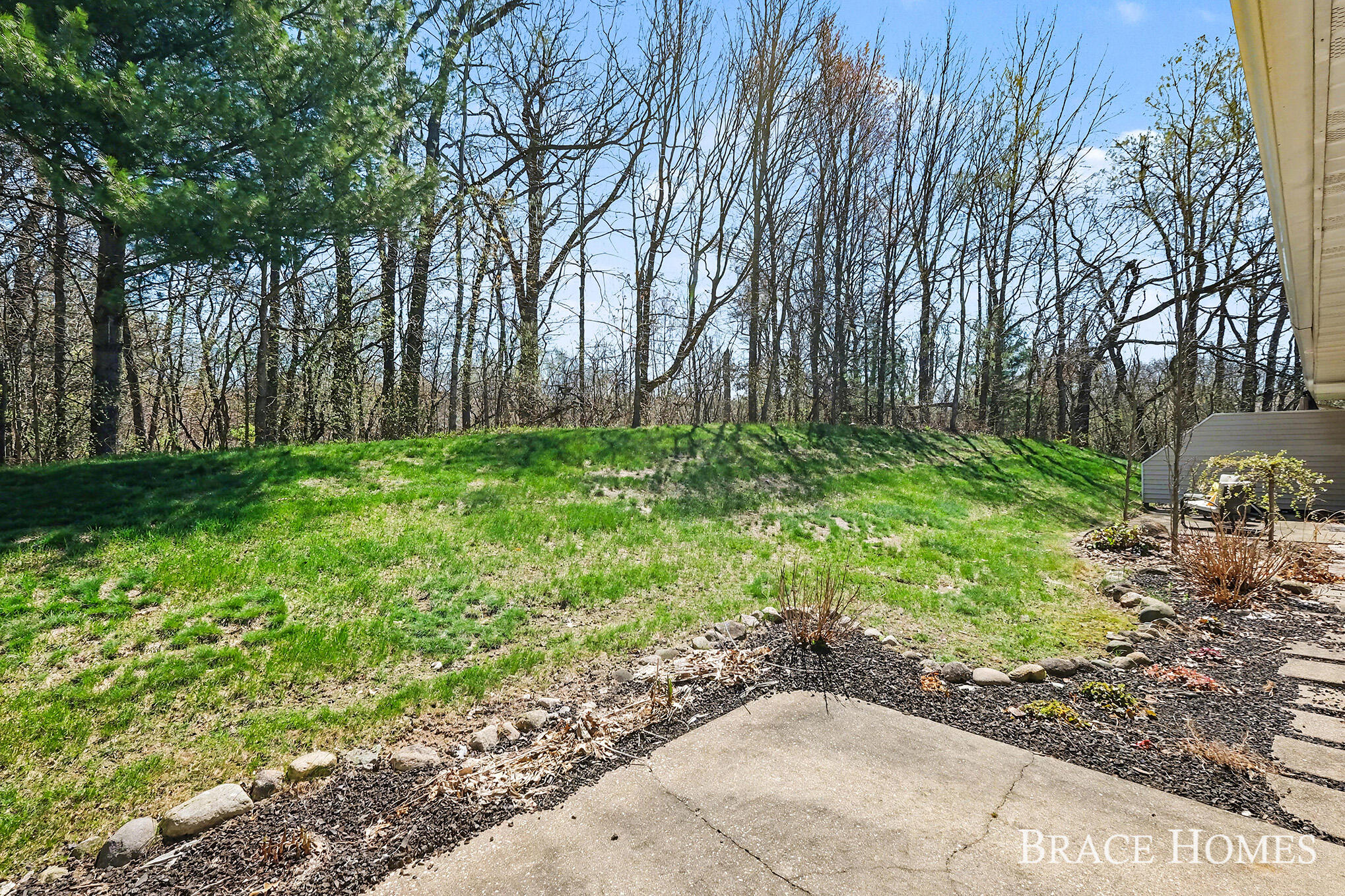 3369 Clear Vista Court NE Grand Rapids MI 49525