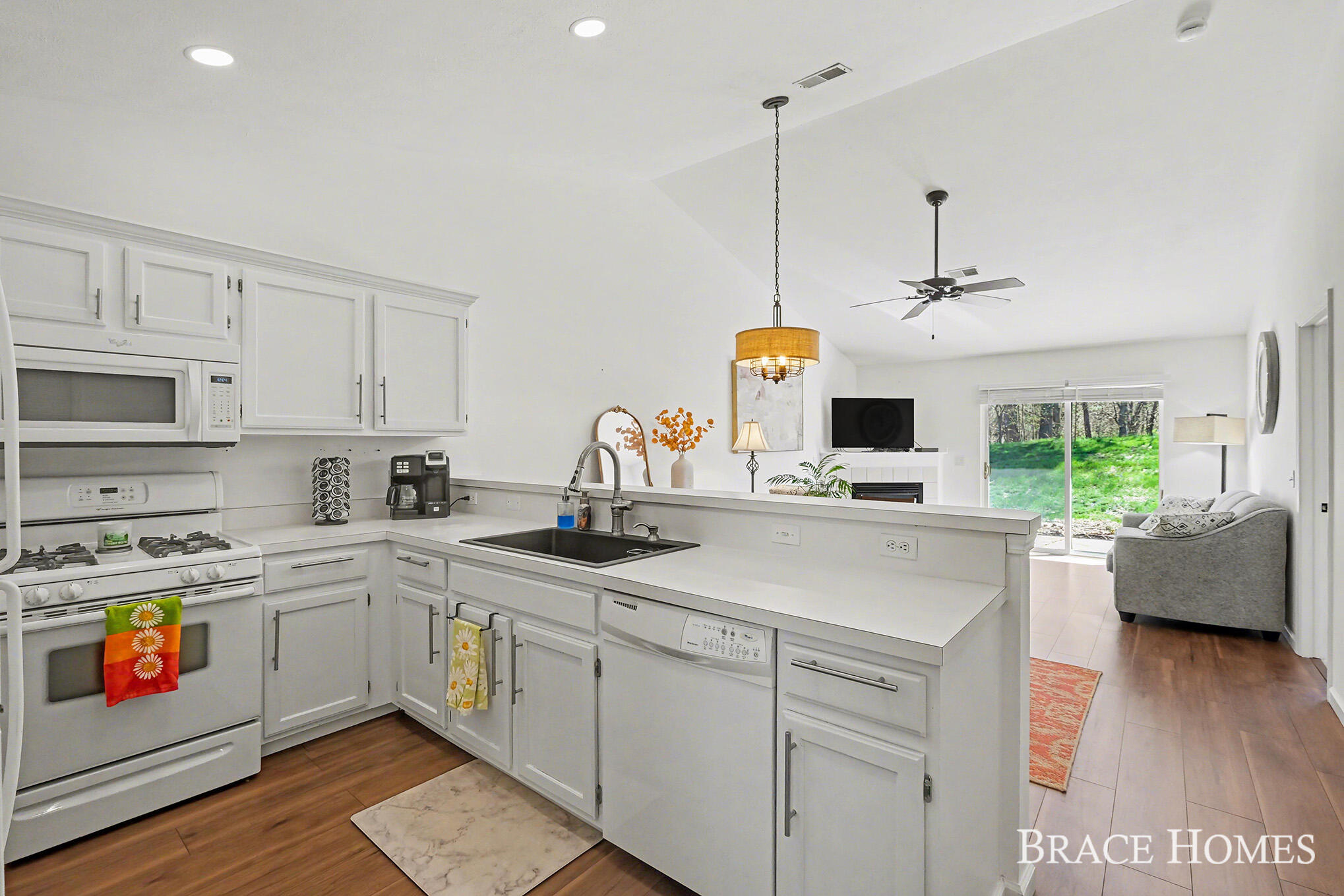3369 Clear Vista Court NE Grand Rapids MI 49525