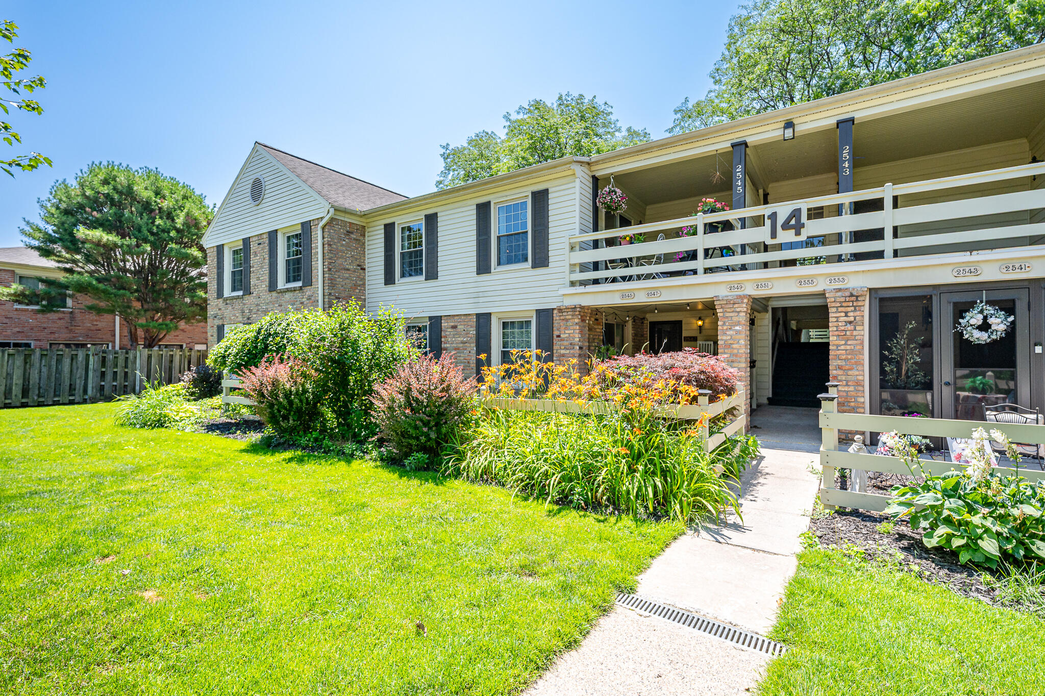 2545 Abbington Drive SE Grand Rapids MI 49506