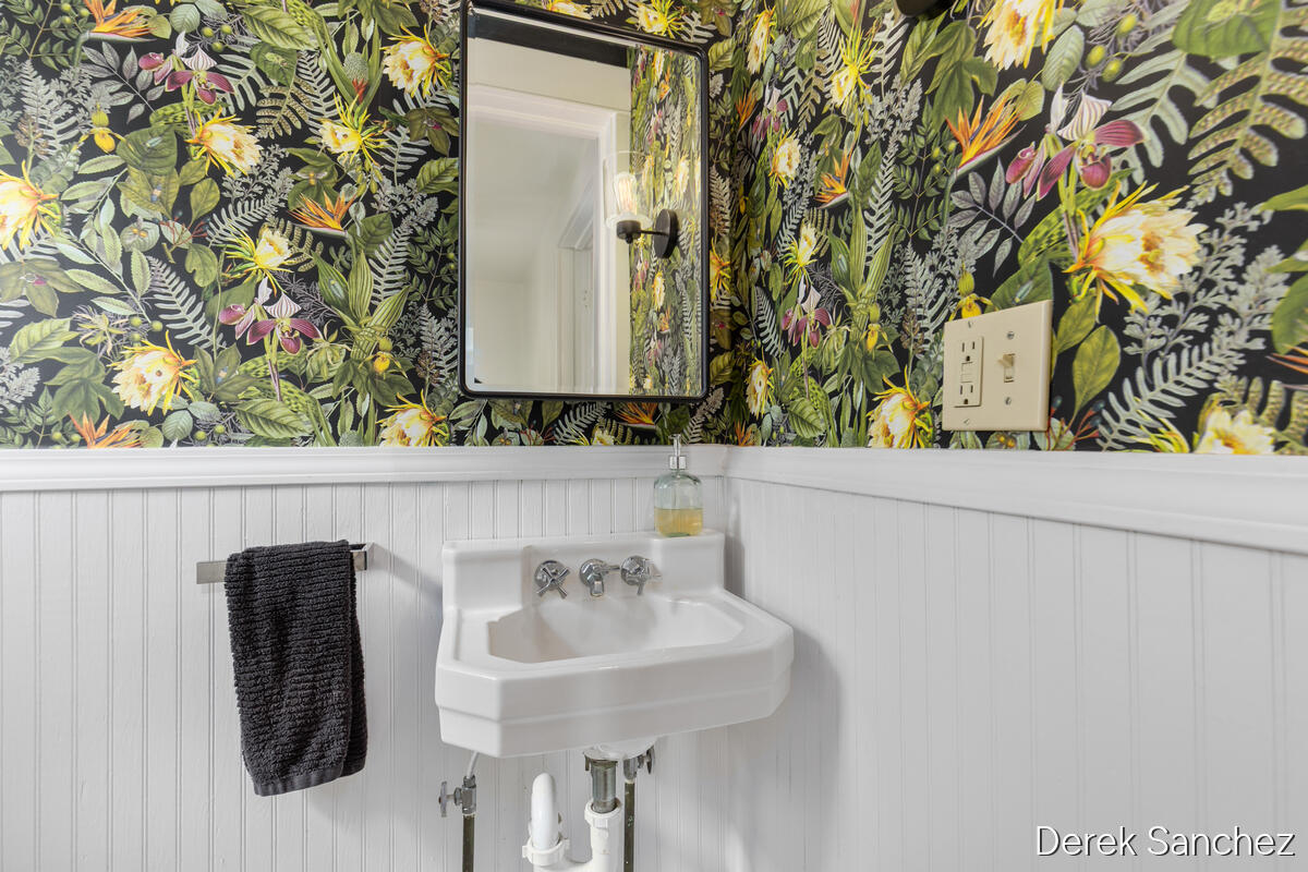 110 Fitzhugh Avenue SE Grand Rapids MI 49506