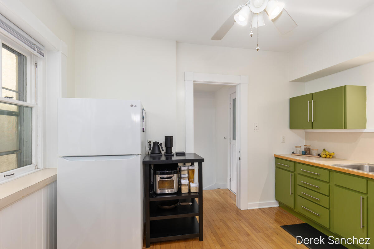 110 Fitzhugh Avenue SE Grand Rapids MI 49506