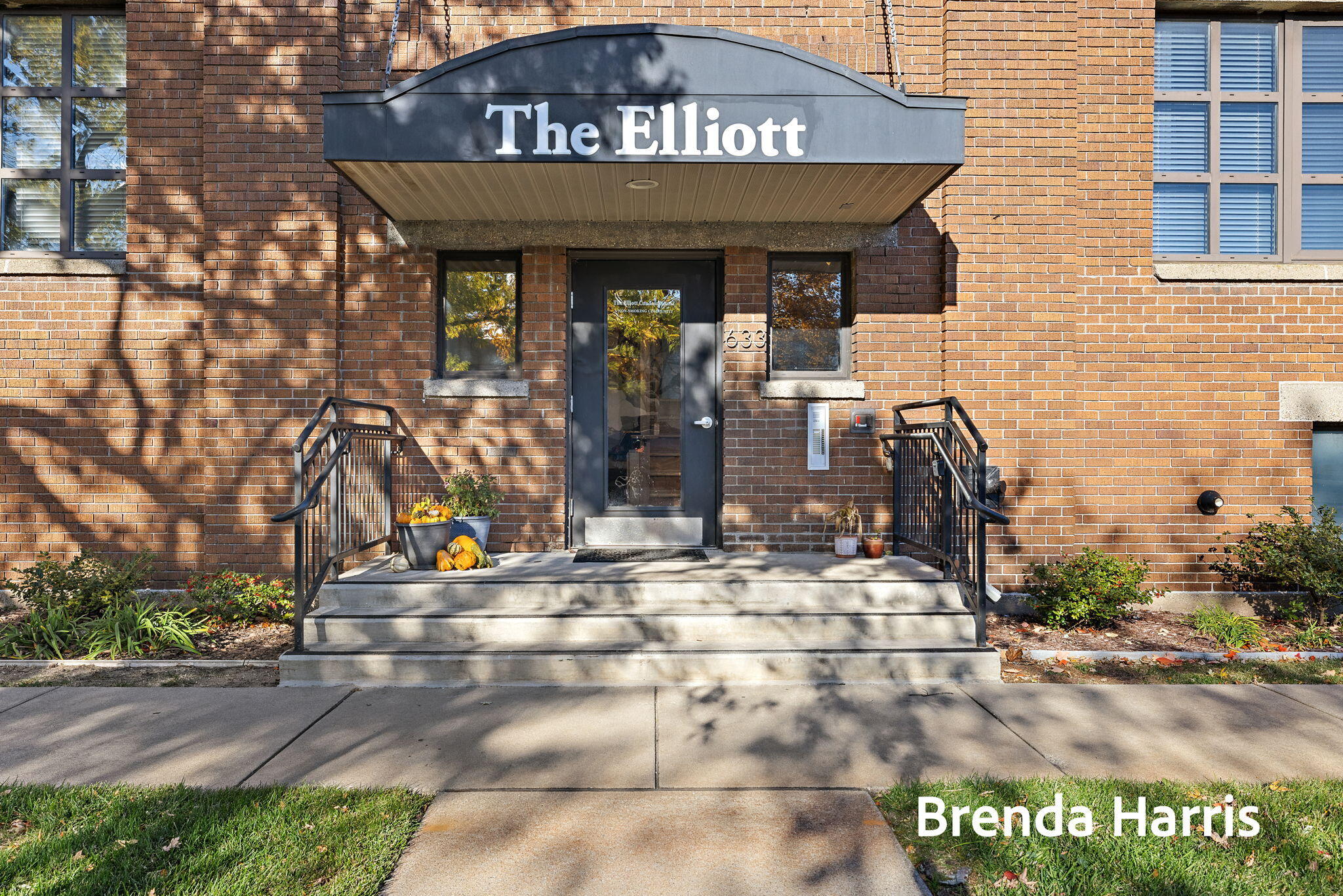 633 Elliott Avenue Grand Haven MI 49417