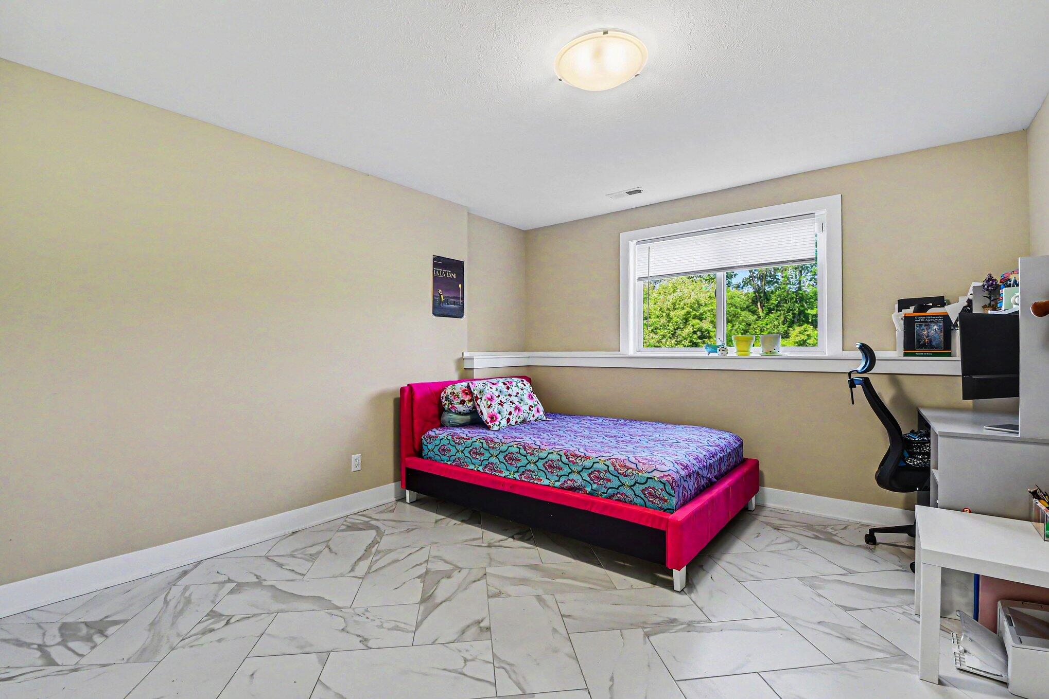 6549 Creekside View Drive SE Grand Rapids MI 49508