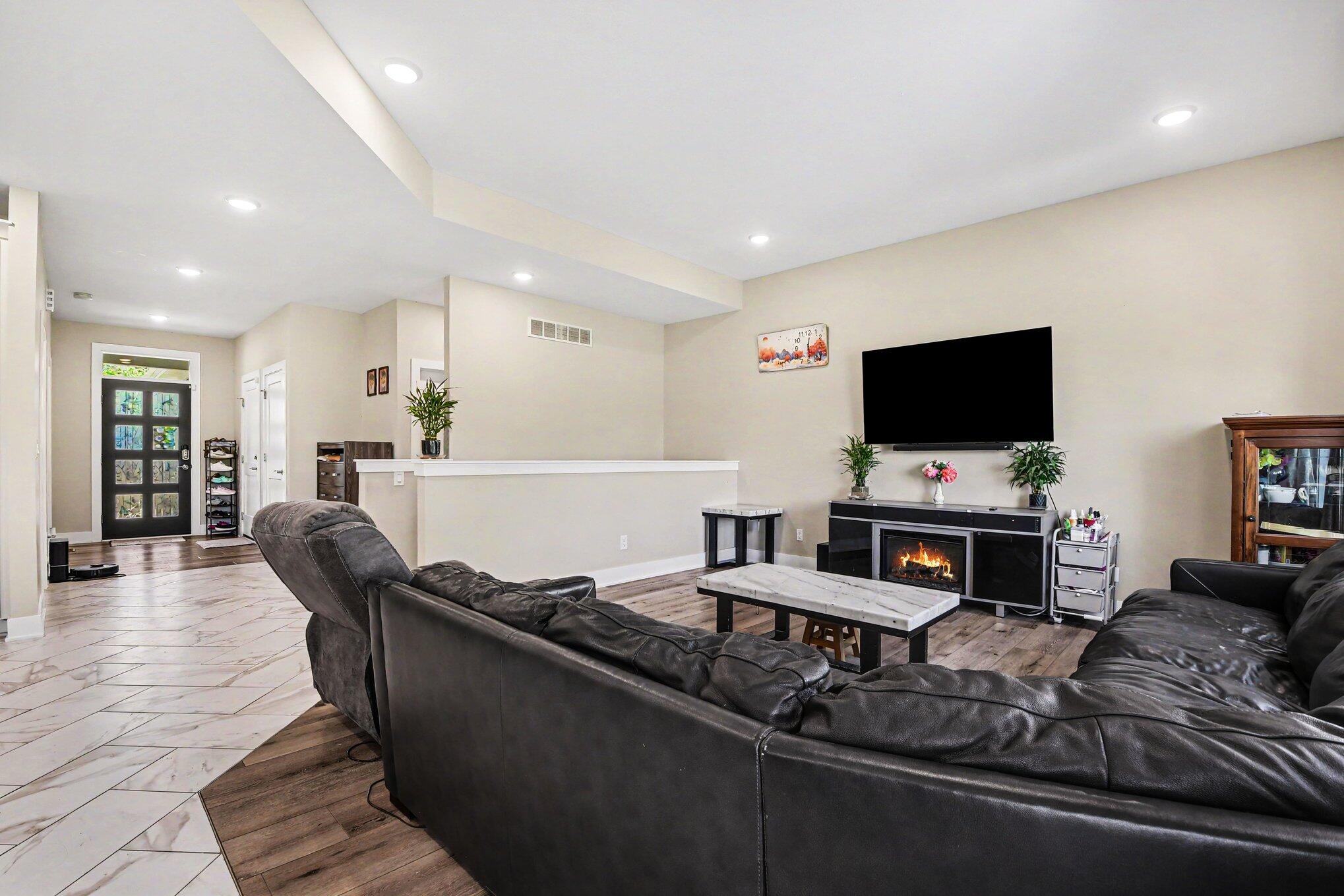 6549 Creekside View Drive SE Grand Rapids MI 49508