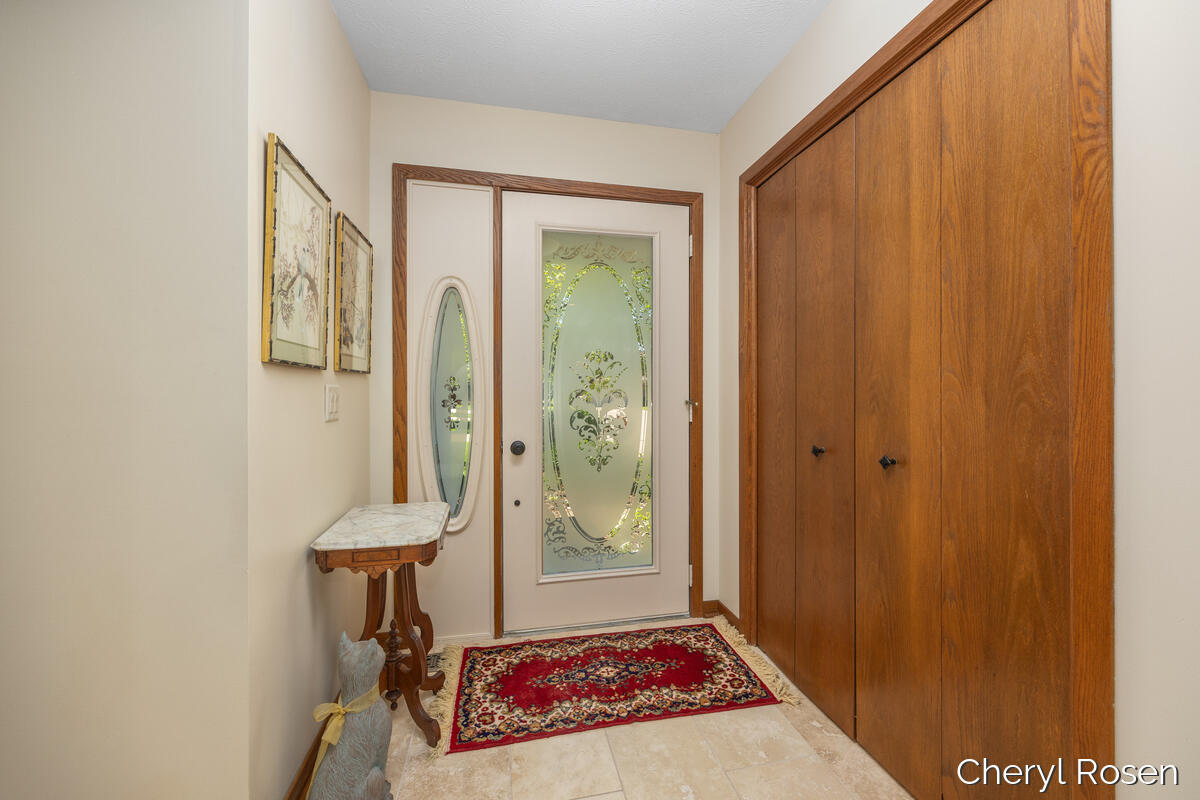 7036 Treetop Lane NE Rockford MI 49341