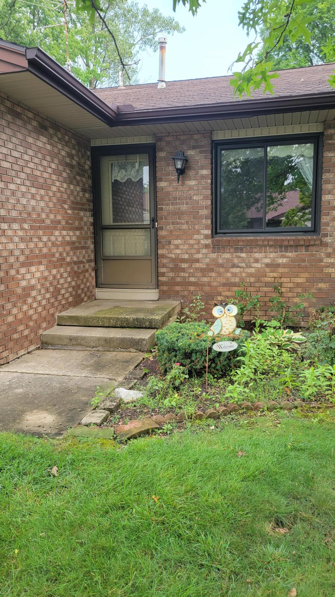 607 Gardenview Drive SW Byron Center MI 49315
