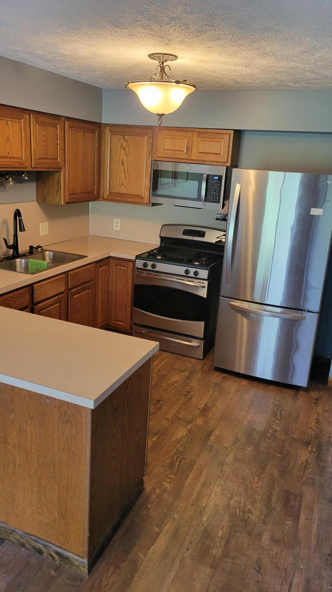 607 Gardenview Drive SW Byron Center MI 49315