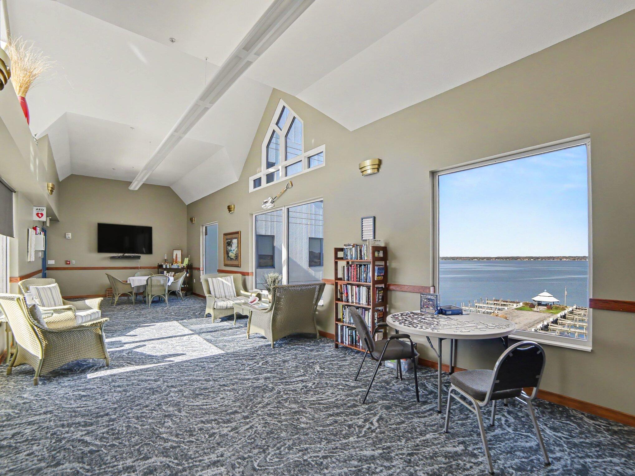 2964 Lakeshore Drive Muskegon MI 49441