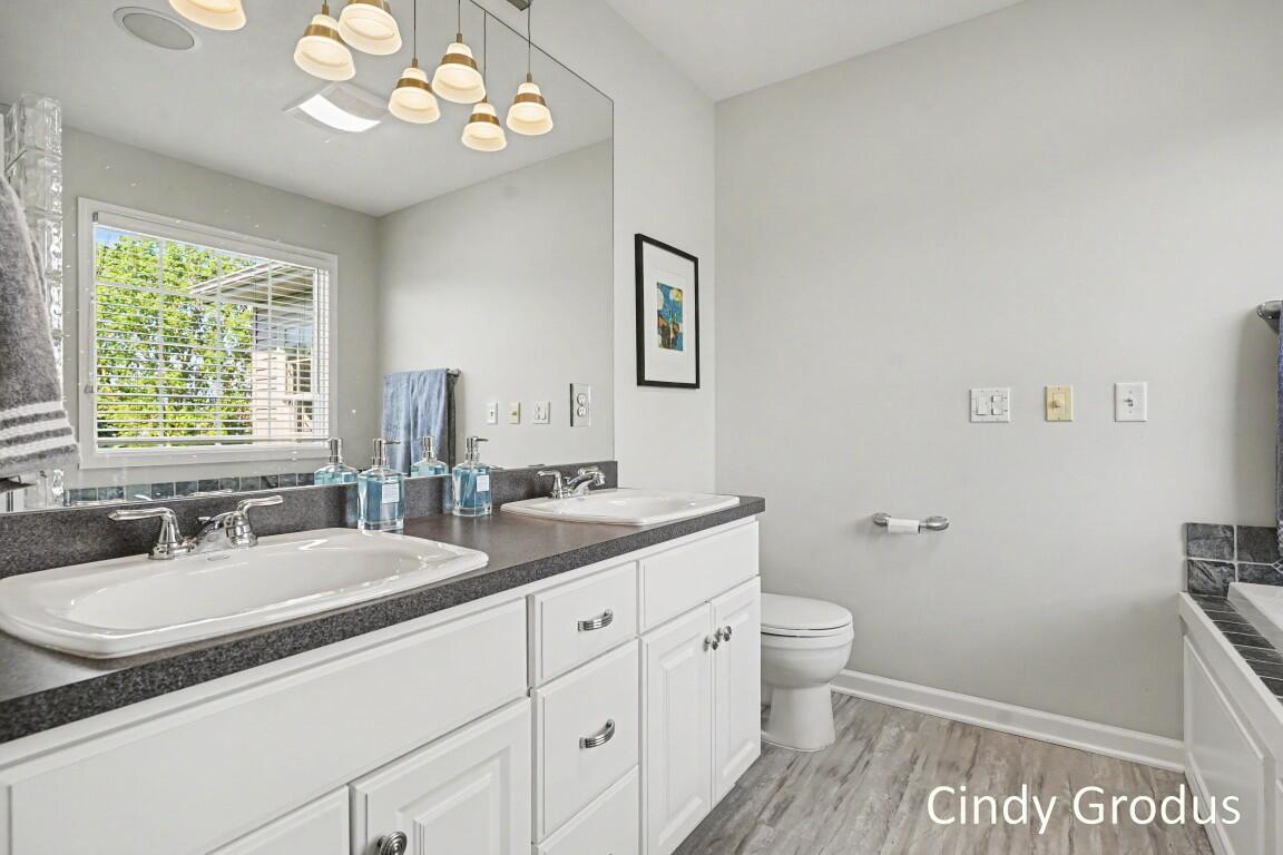11341 Avocet Court Holland MI 49424