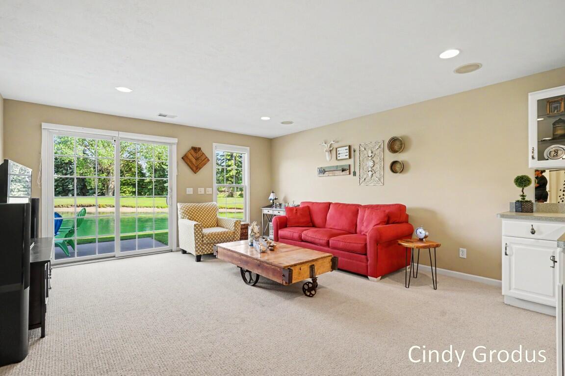 11341 Avocet Court Holland MI 49424