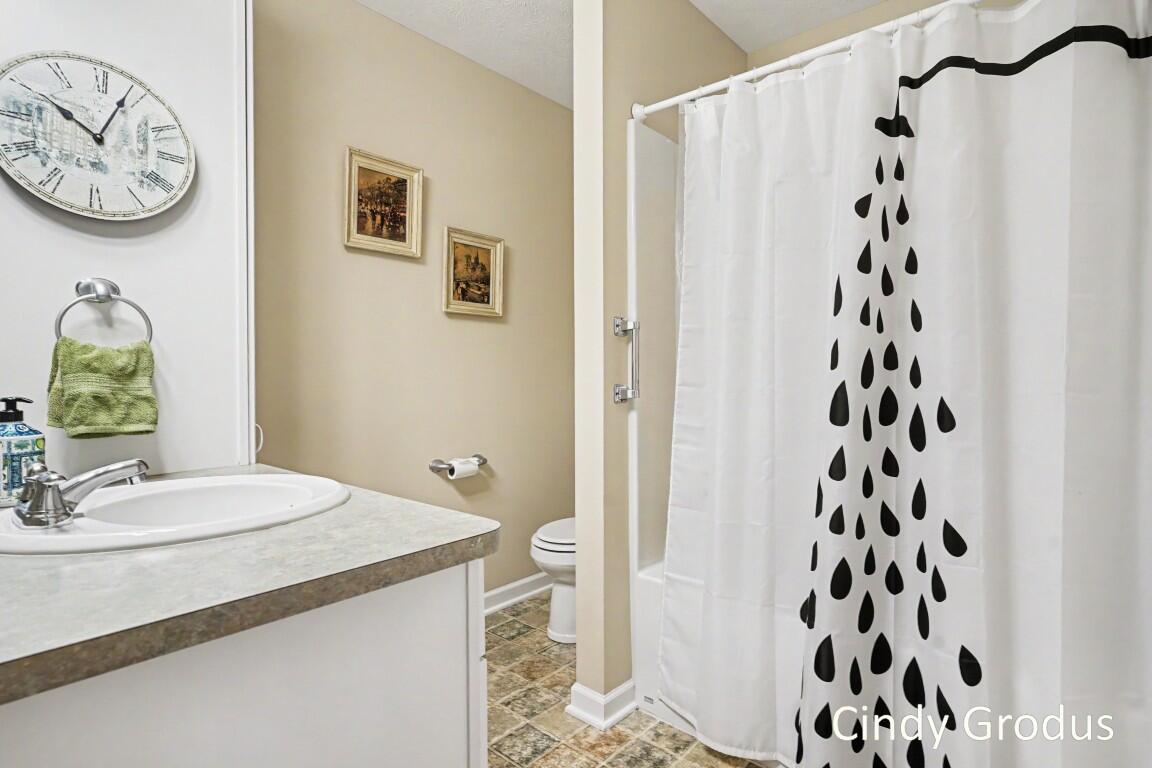 11341 Avocet Court Holland MI 49424