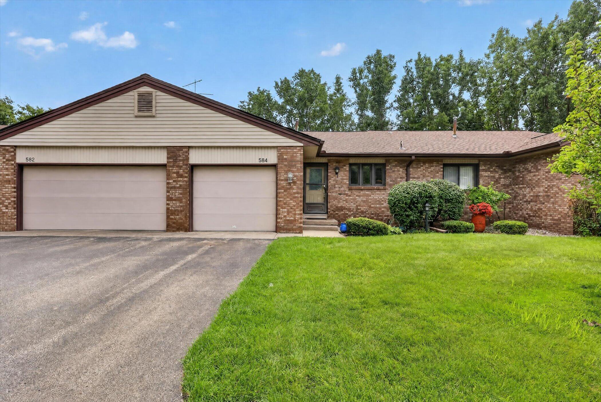 584 Gardenview Drive SW Byron Center MI 49315