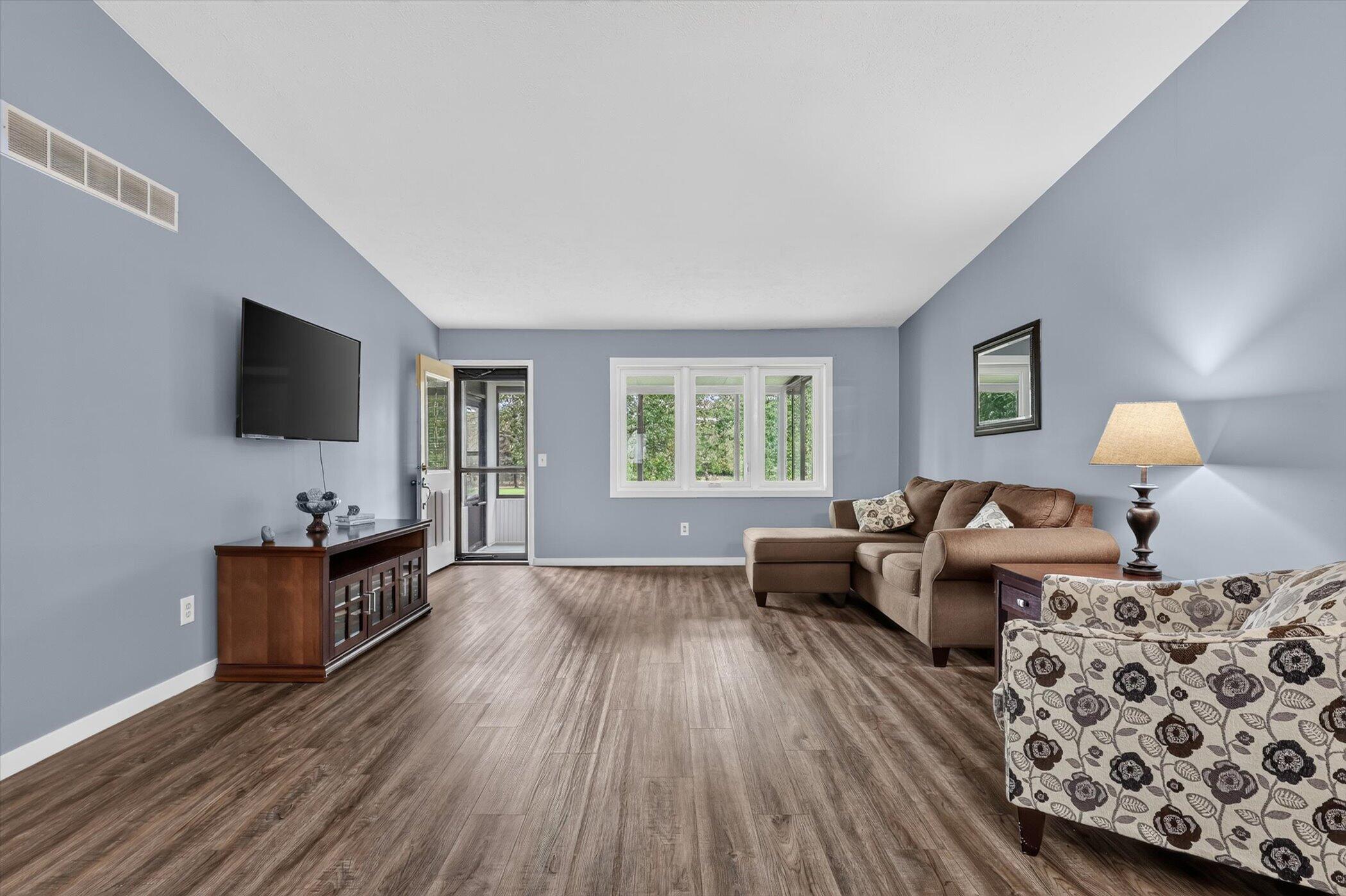 584 Gardenview Drive SW Byron Center MI 49315