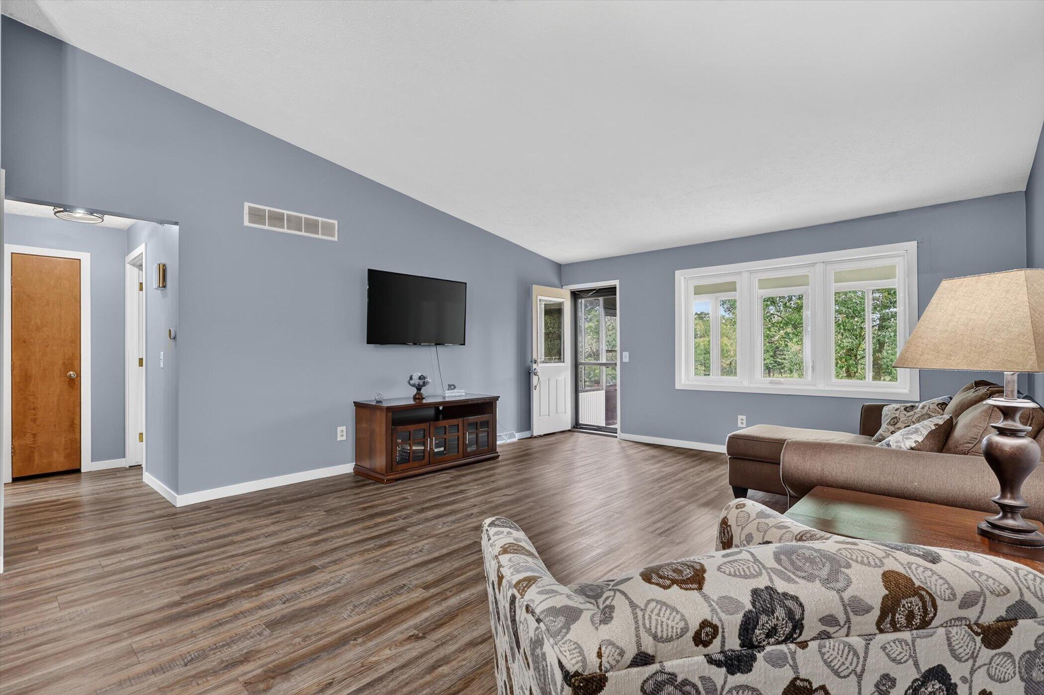 584 Gardenview Drive SW Byron Center MI 49315