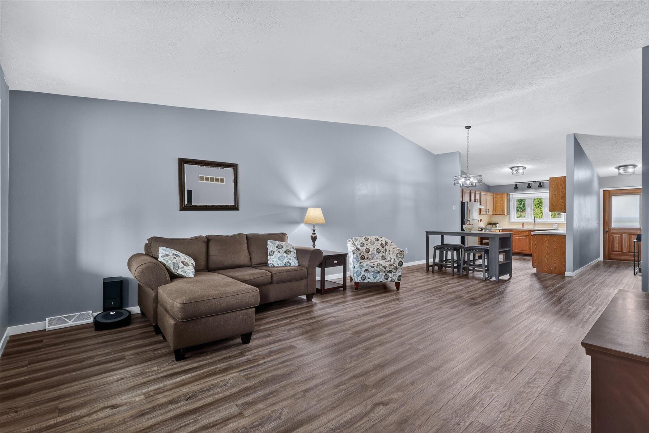 584 Gardenview Drive SW Byron Center MI 49315