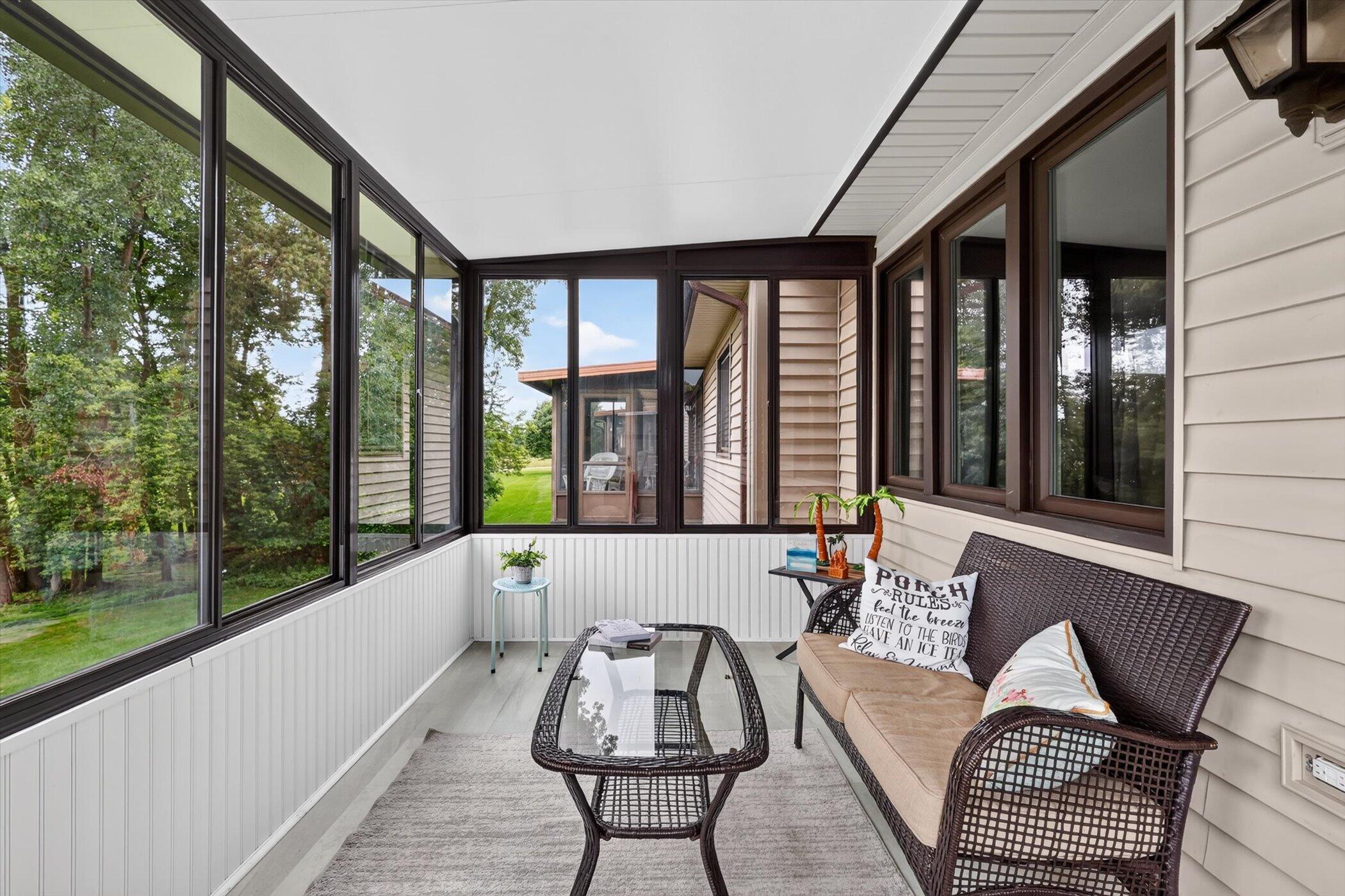 584 Gardenview Drive SW Byron Center MI 49315