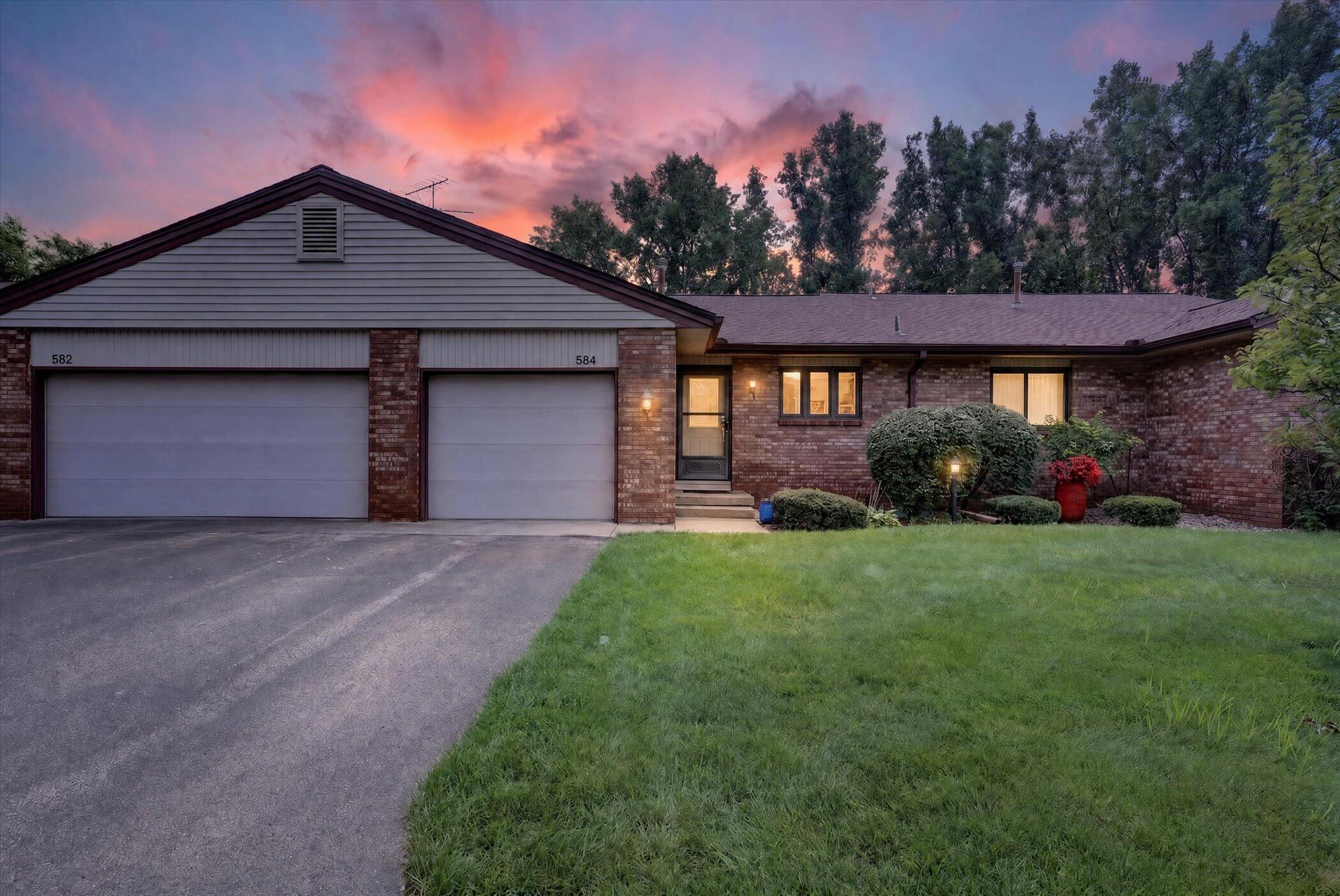 584 Gardenview Drive SW Byron Center MI 49315