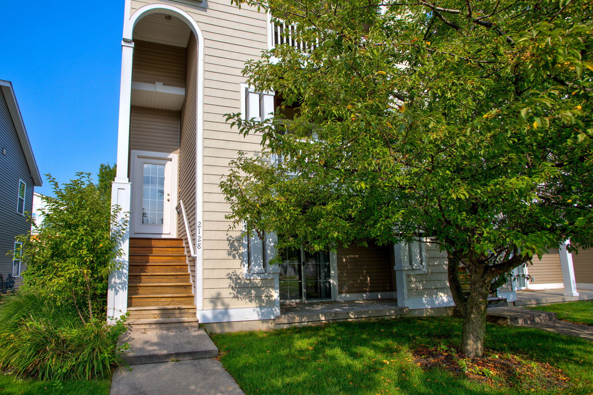 2128 Sherwood Avenue Holland MI 49423