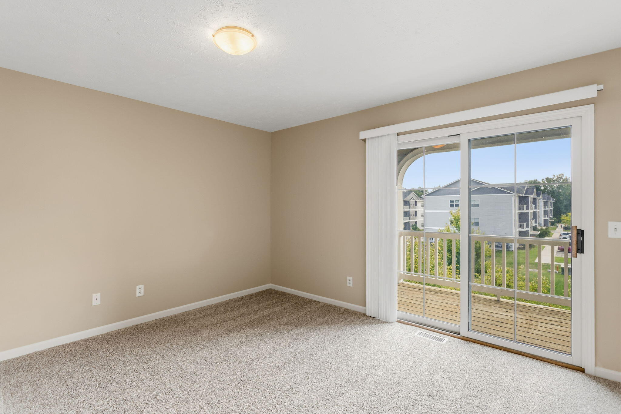 2128 Sherwood Avenue Holland MI 49423