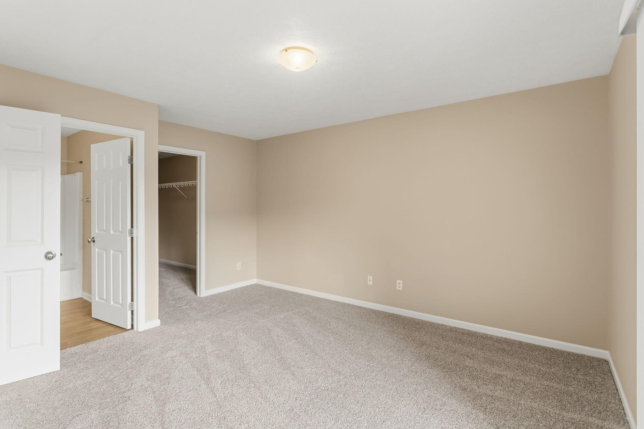 2128 Sherwood Avenue Holland MI 49423