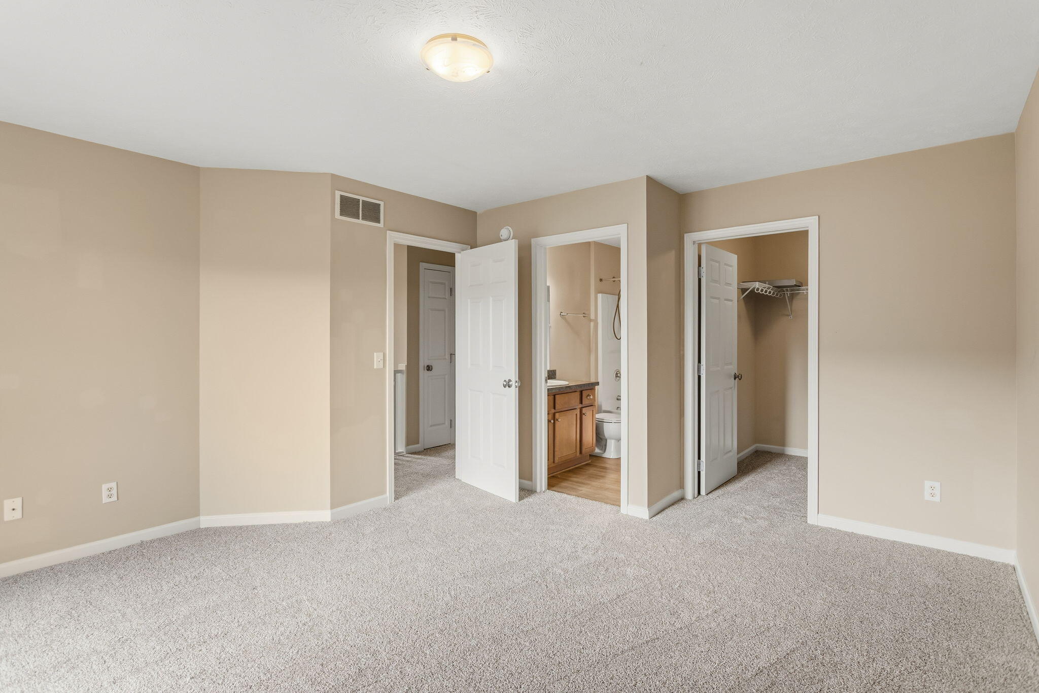 2128 Sherwood Avenue Holland MI 49423