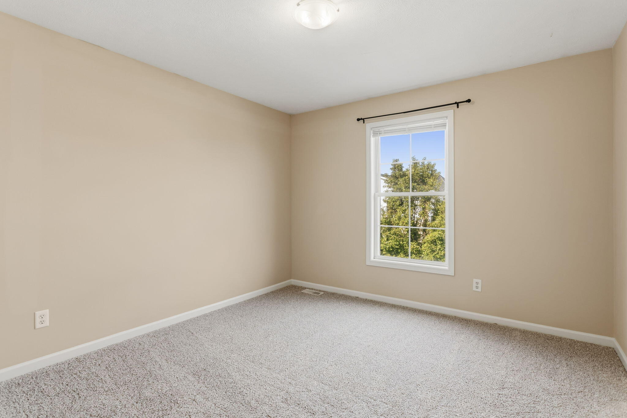 2128 Sherwood Avenue Holland MI 49423