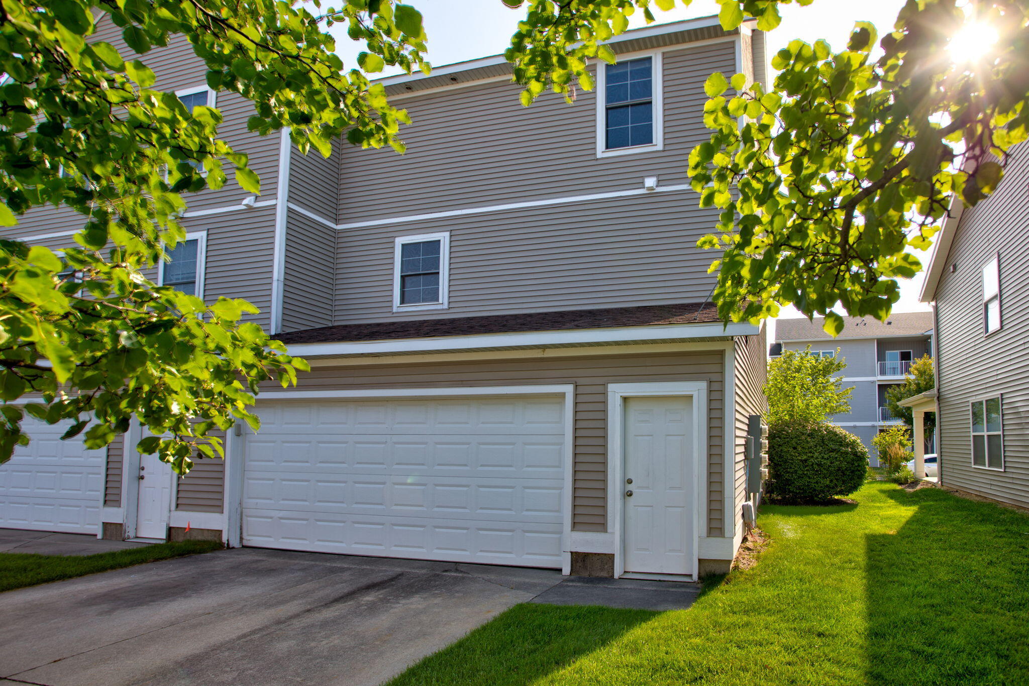 2128 Sherwood Avenue Holland MI 49423