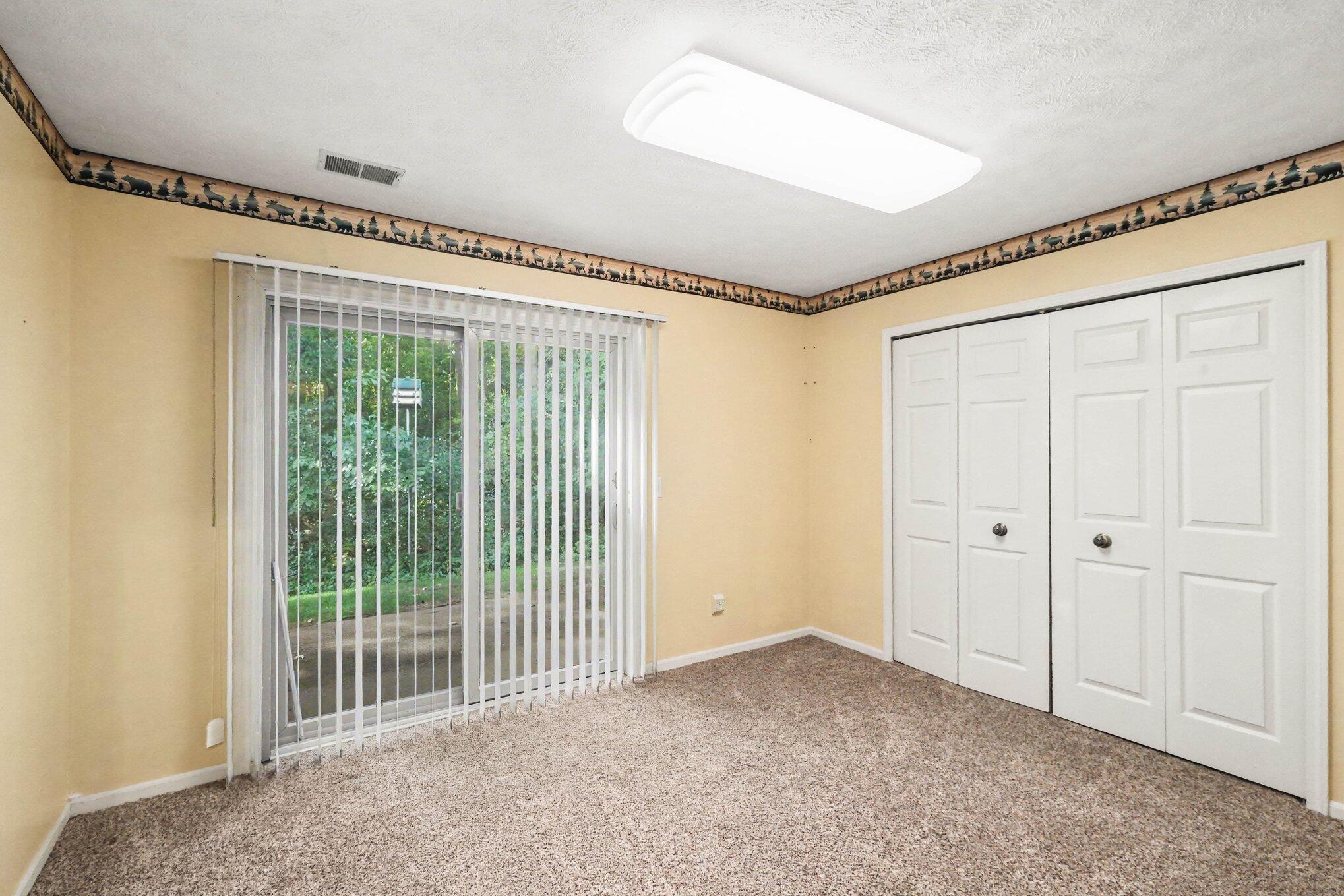 4799 Rockvalley Drive NE Grand Rapids MI 49525