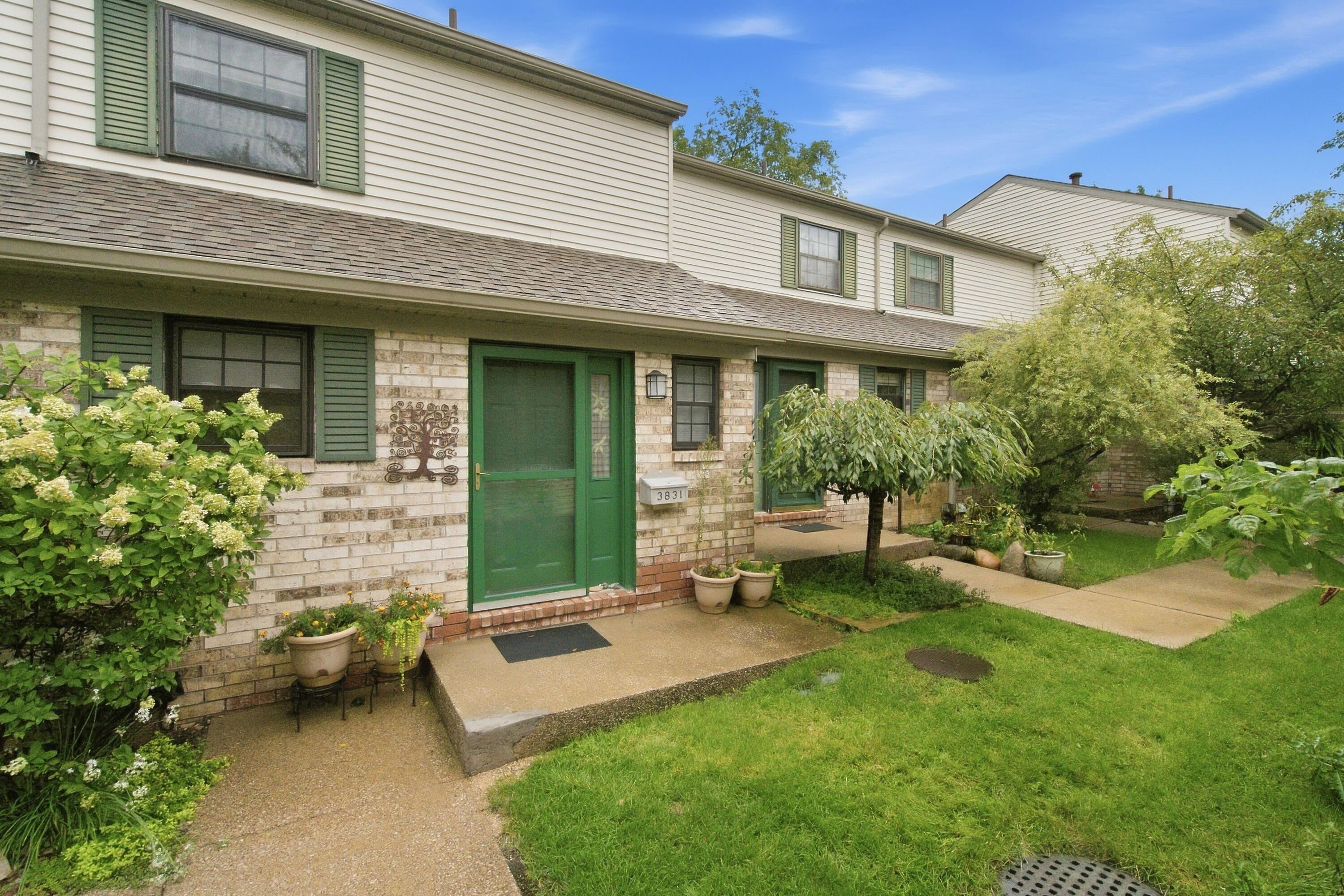 3831 Greenleaf Circle Kalamazoo MI 49008
