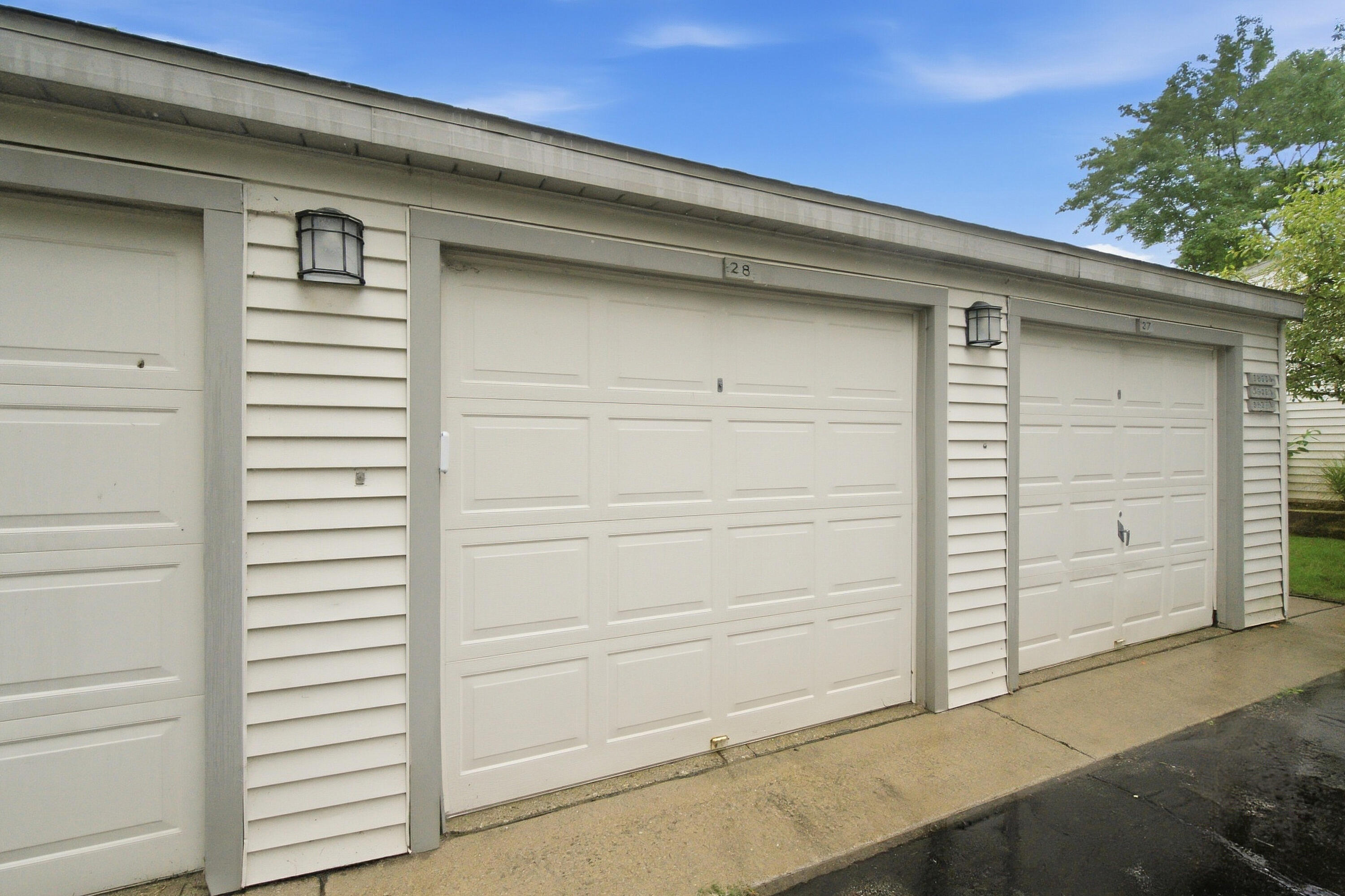 3831 Greenleaf Circle Kalamazoo MI 49008