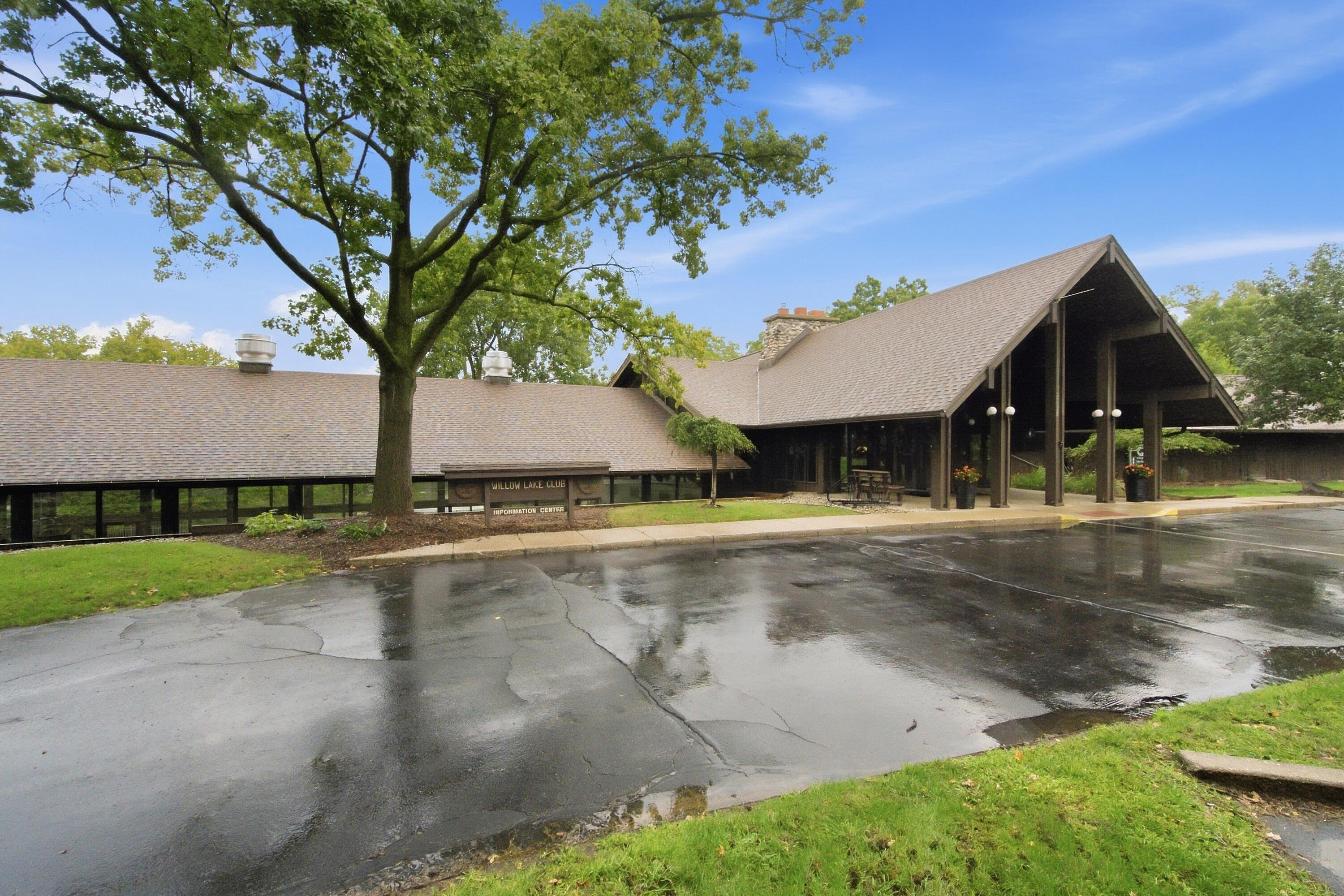 3831 Greenleaf Circle Kalamazoo MI 49008