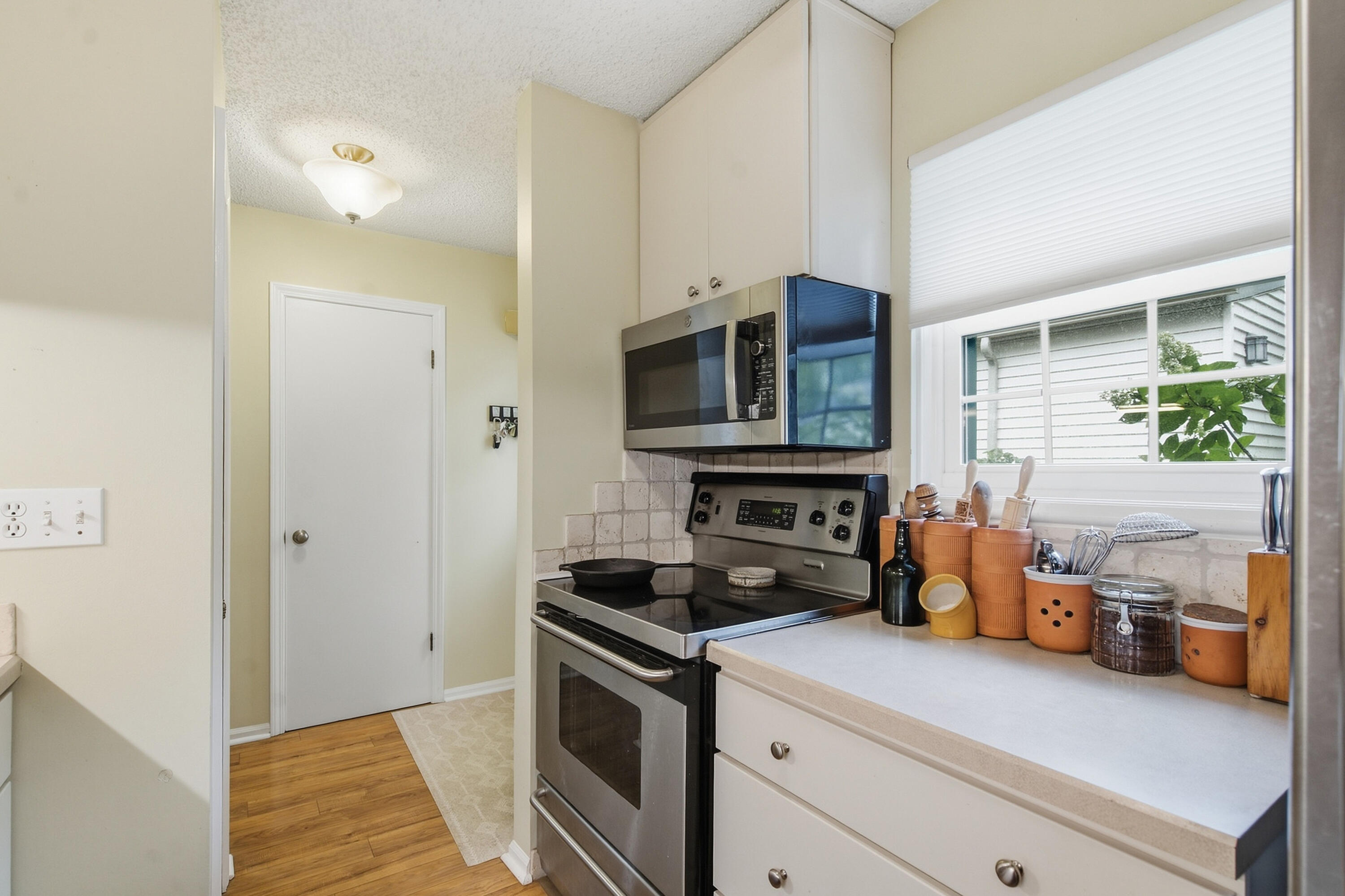3831 Greenleaf Circle Kalamazoo MI 49008