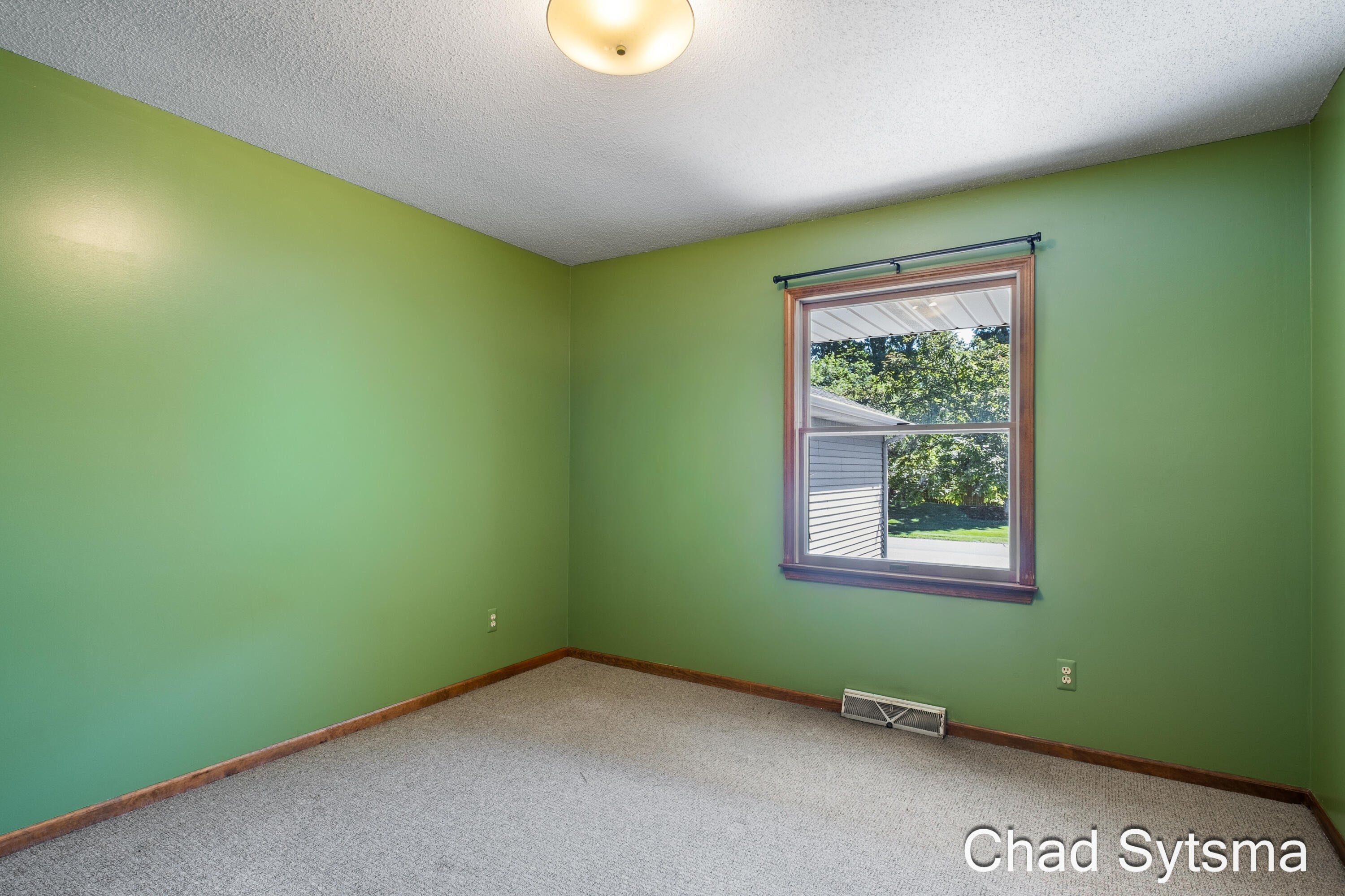 193 Laurelwood Court SW Grand Rapids MI 49548