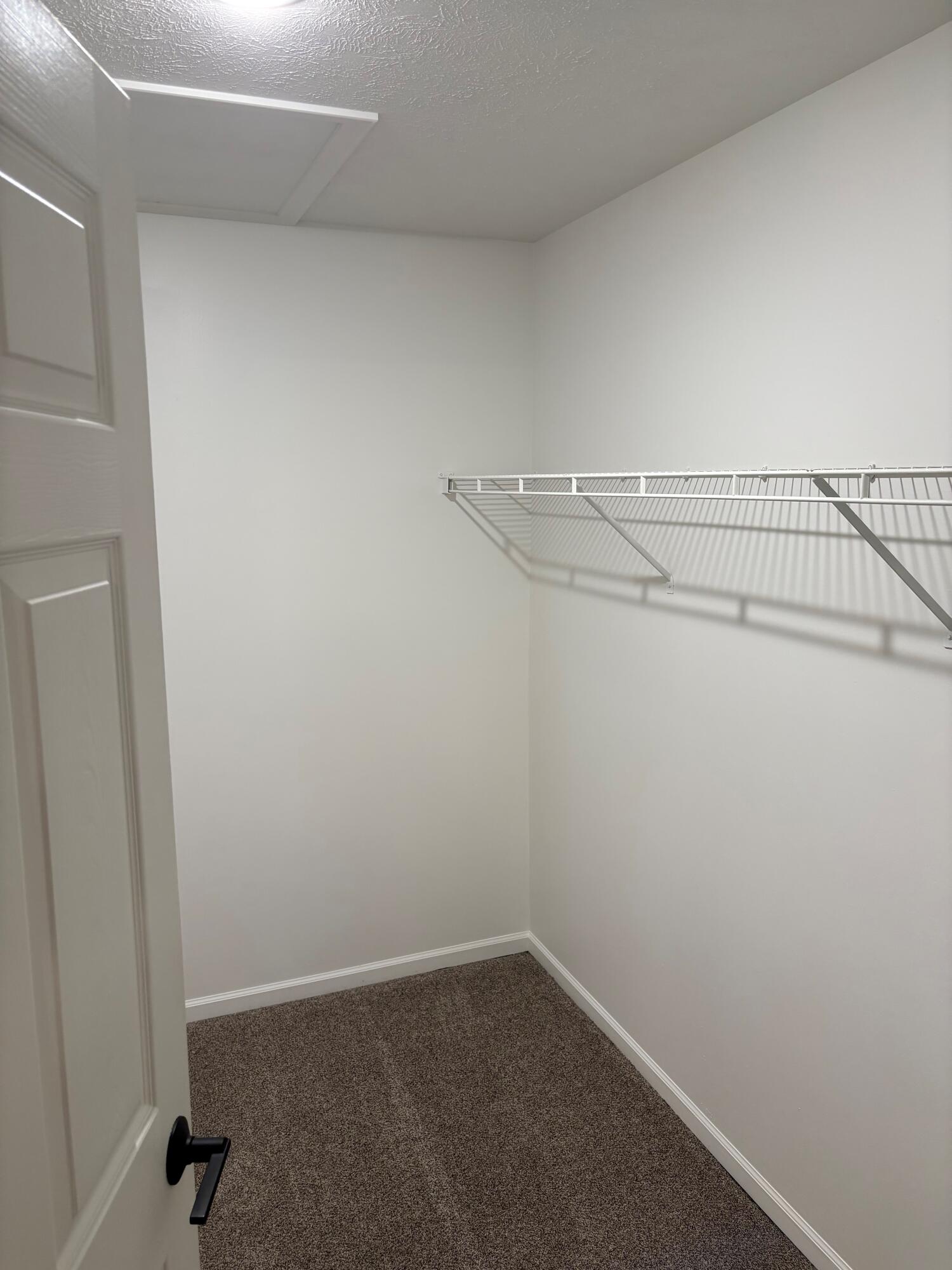 217 Hunters Lane NE Rockford MI 49341