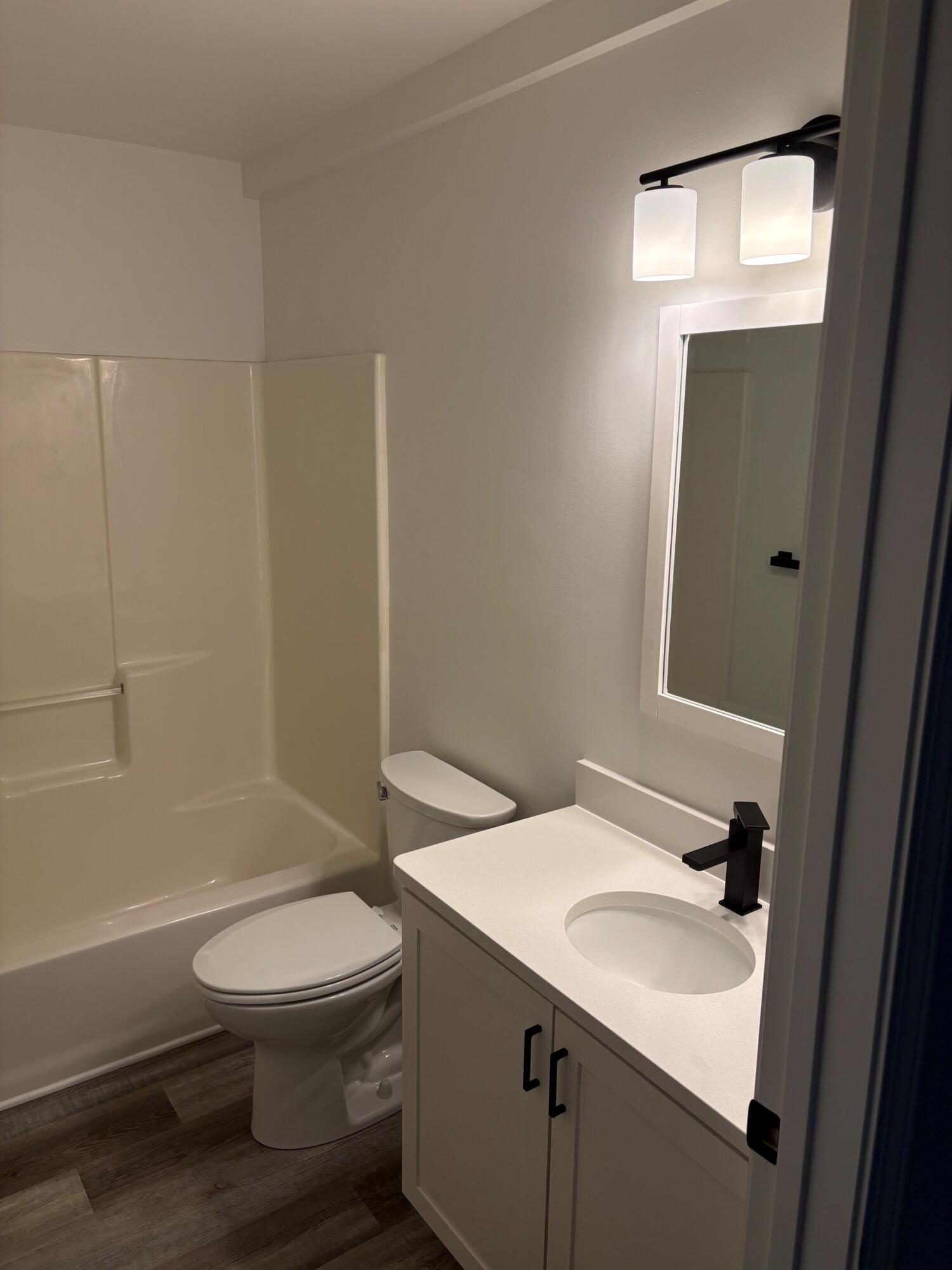217 Hunters Lane NE Rockford MI 49341