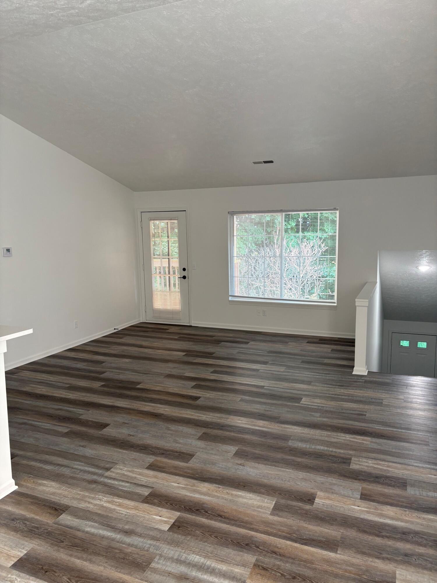 217 Hunters Lane NE Rockford MI 49341