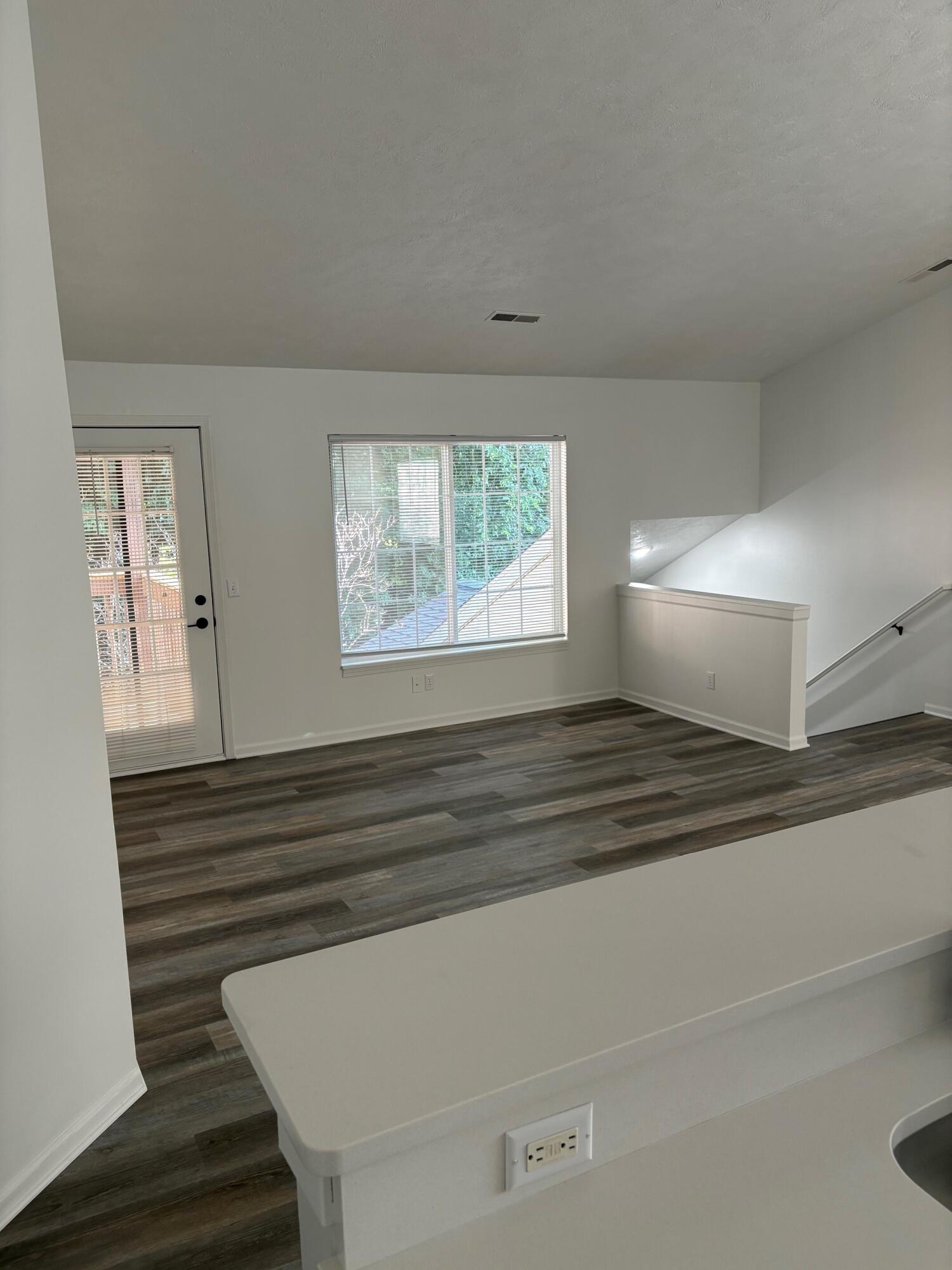 217 Hunters Lane NE Rockford MI 49341