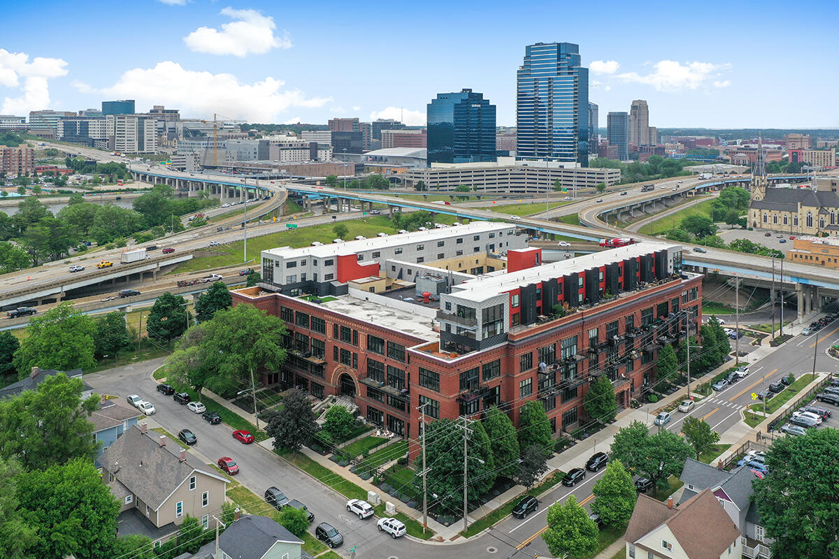 600 Broadway Avenue NW Grand Rapids MI 49504