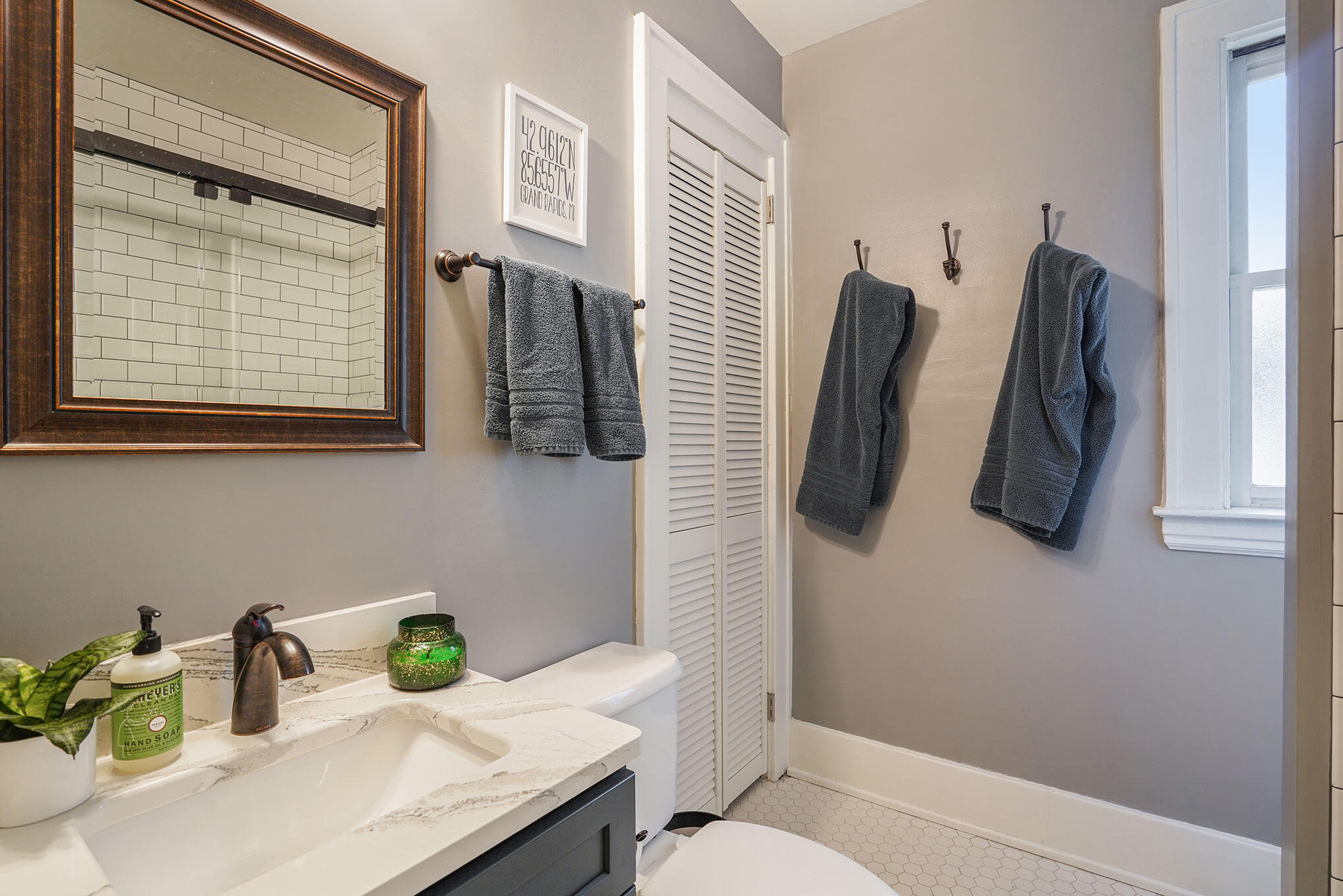 514 Lyon Street NE Grand Rapids MI 49503