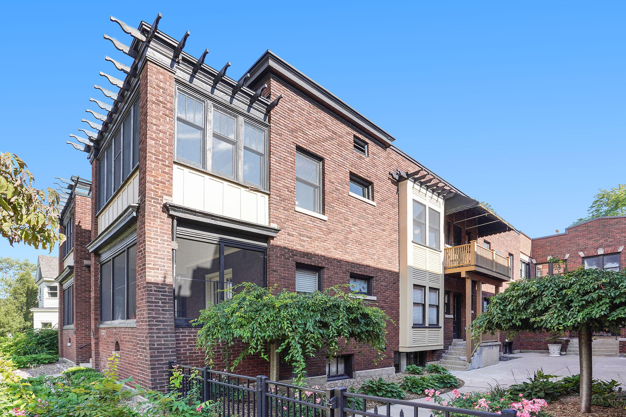 514 Lyon Street NE Grand Rapids MI 49503