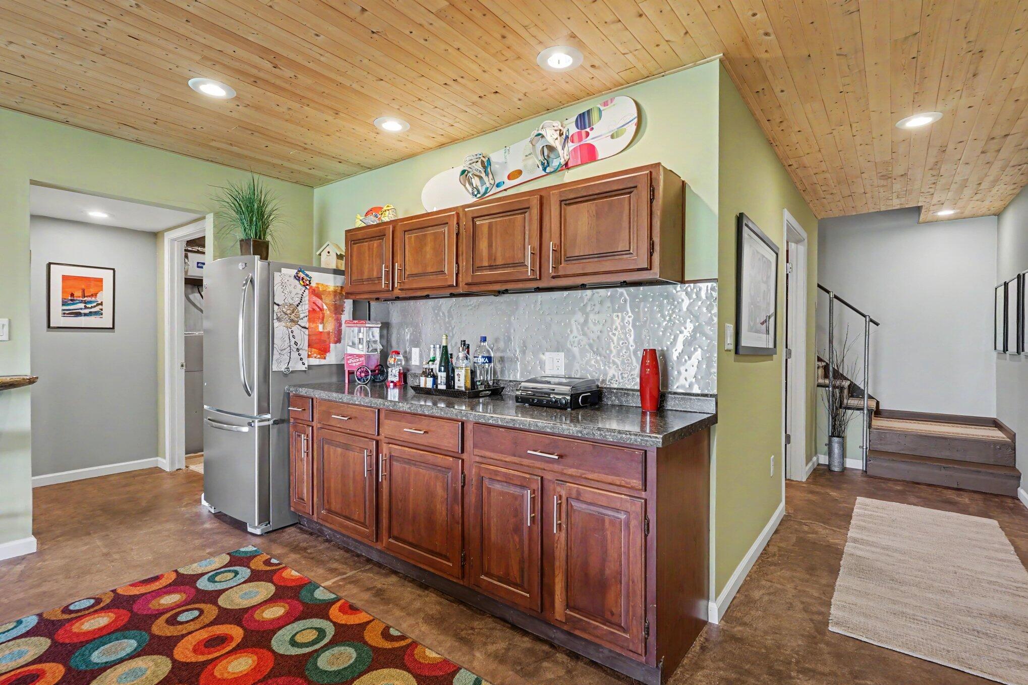 415 Sandpiper Drive Grand Haven MI 49417