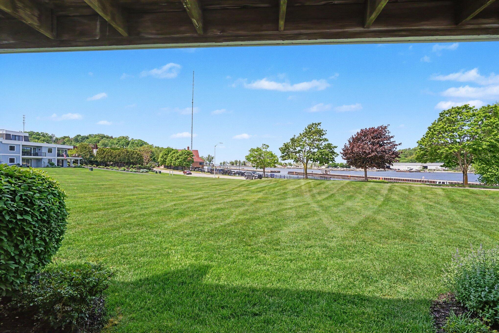 415 Sandpiper Drive Grand Haven MI 49417
